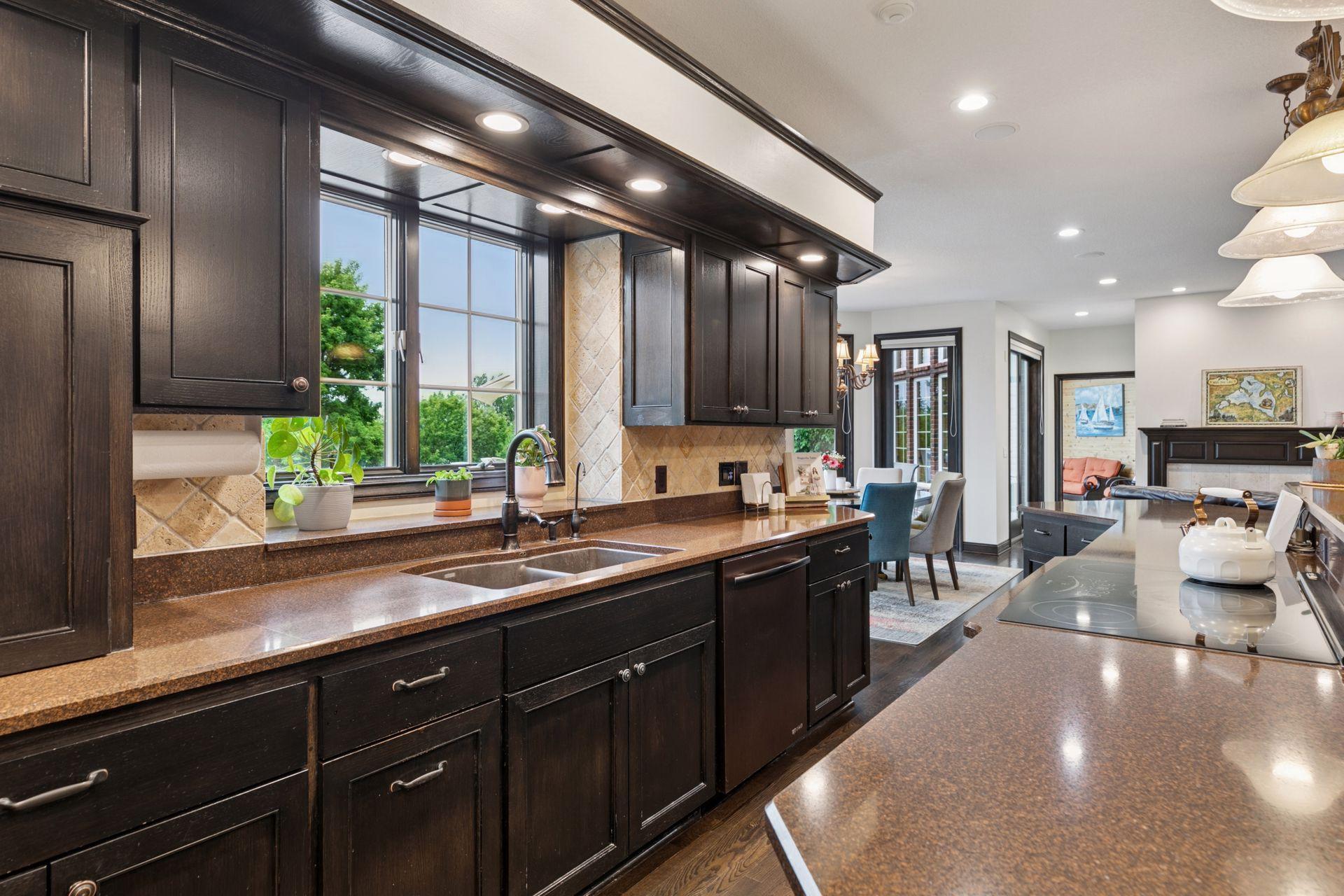 View of Residential at 10 Apple Orchard Court, Dellwood MN 55110, Dellwood (43 of 118) - Mike Wilen | Minnesota Team Real Estate