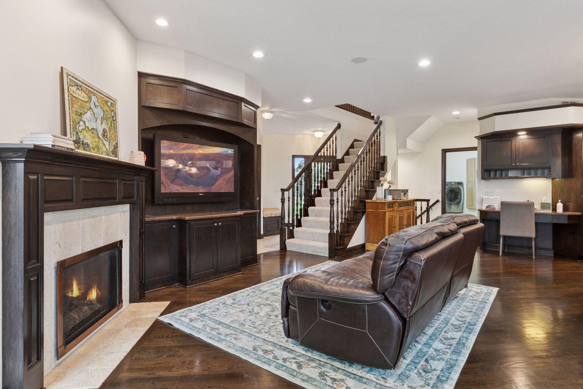 View of Residential at 10 Apple Orchard Court, Dellwood MN 55110, Dellwood (46 of 118) - Mike Wilen | Minnesota Team Real Estate