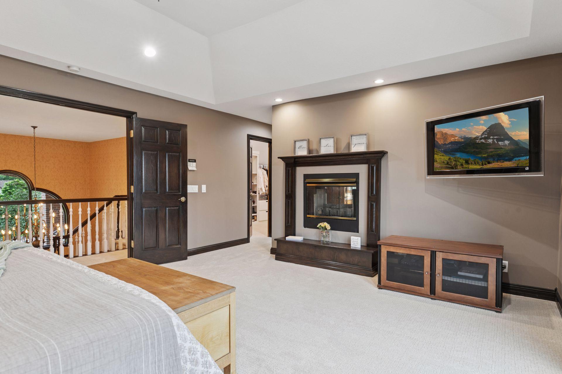 View of Residential at 10 Apple Orchard Court, Dellwood MN 55110, Dellwood (72 of 118) - Mike Wilen | Minnesota Team Real Estate
