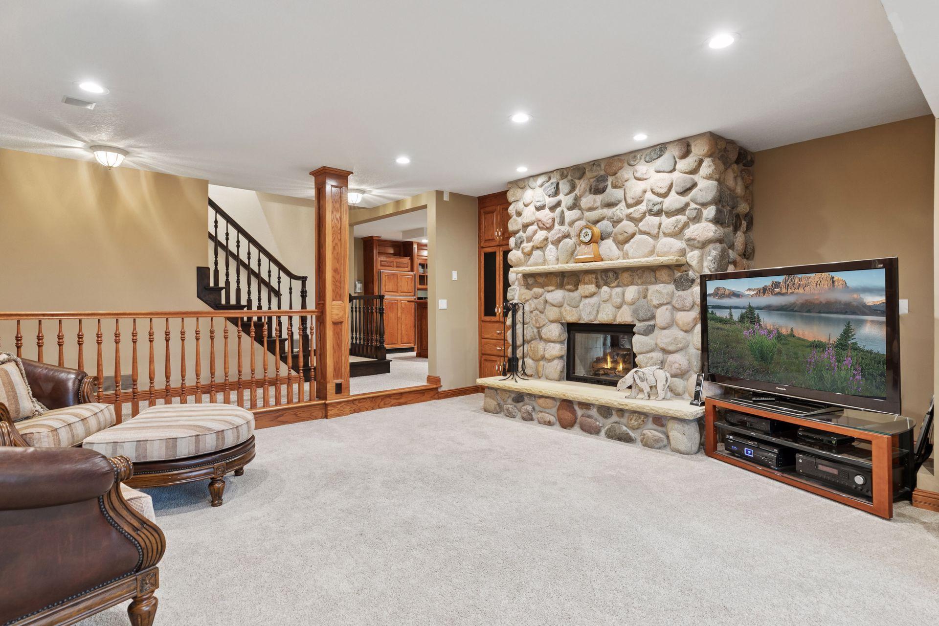 View of Residential at 10 Apple Orchard Court, Dellwood MN 55110, Dellwood (95 of 118) - Mike Wilen | Minnesota Team Real Estate