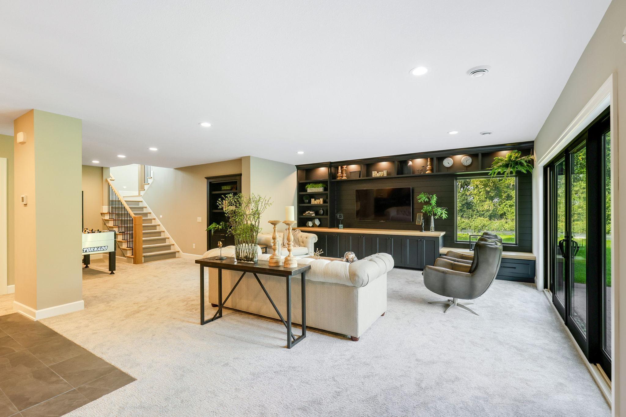View of Residential at 3981 White Oak Lane, Chanhassen MN 55331, Chanhassen (21 of 33) - Mike Wilen | Minnesota Team Real Estate