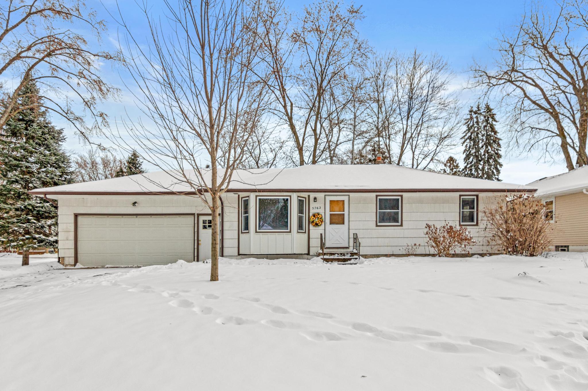View of Residential at 5762 Schutta Road, Shoreview MN 55126, Shoreview - Mike Wilen | Minnesota Team Real Estate