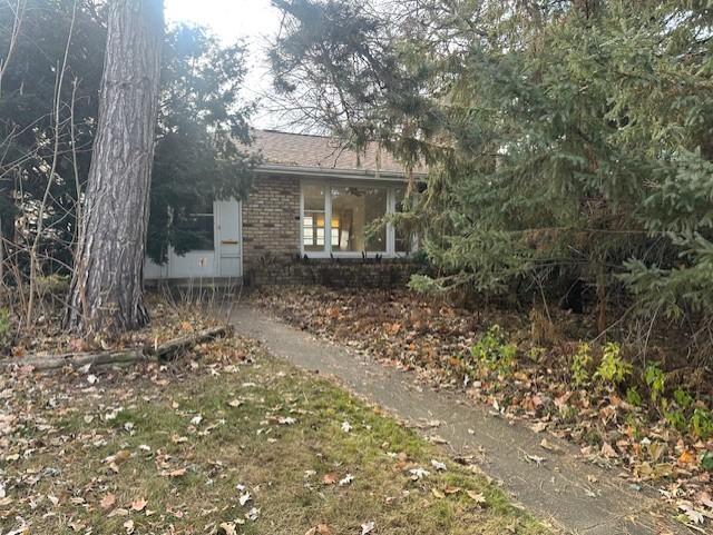 View of Residential at 1606 Pinehurst Avenue, Saint Paul MN 55116, Saint Paul - Mike Wilen | Minnesota Team Real Estate