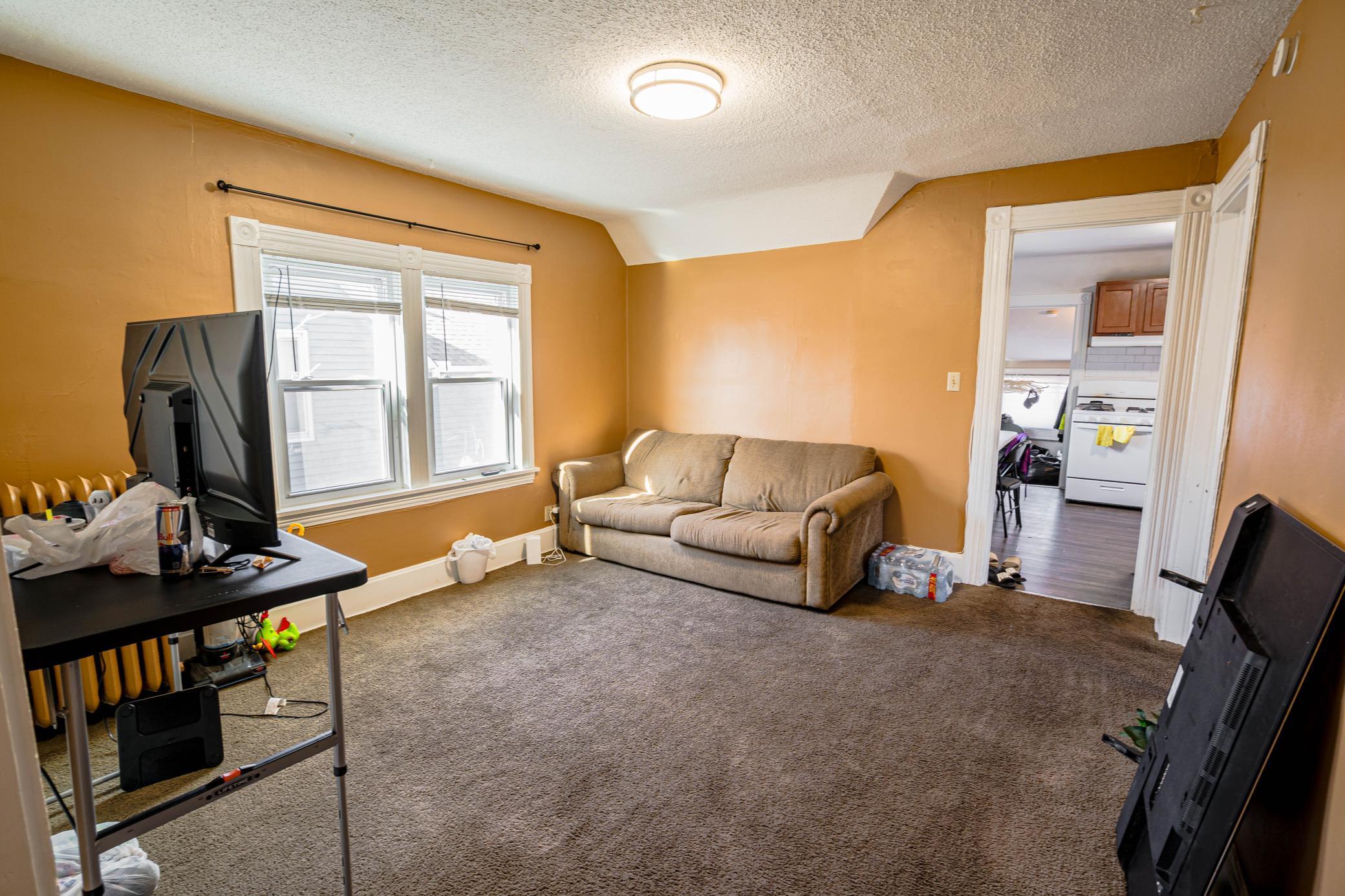 View of Residential Income at 597 Virginia Street, Saint Paul MN 55103, Saint Paul (19 of 28) - Mike Wilen | Minnesota Team Real Estate