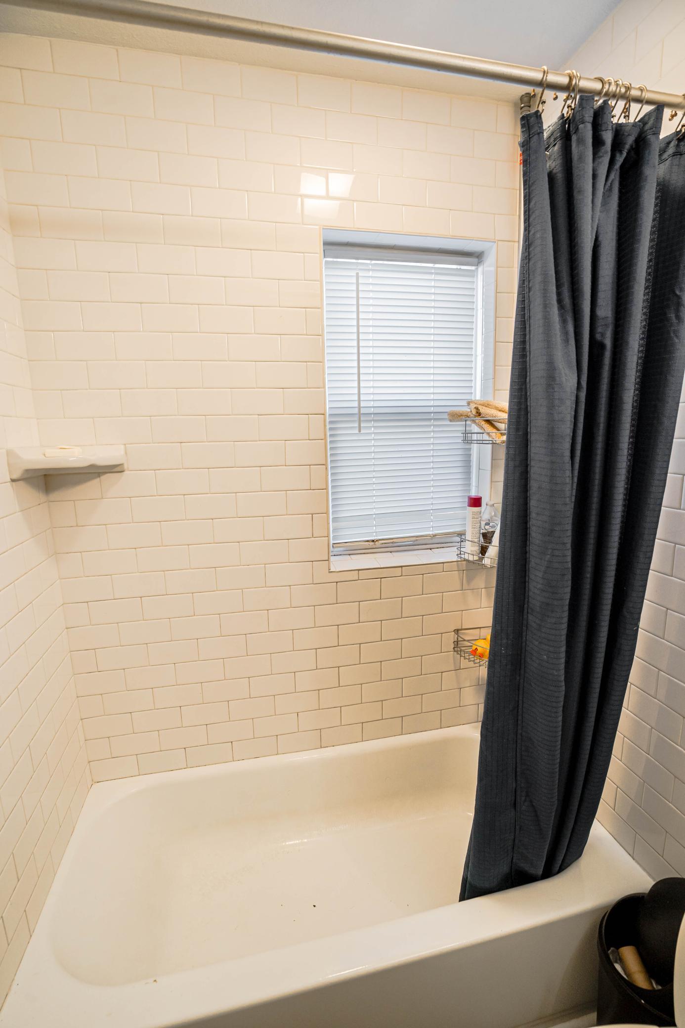 View of Residential Income at 597 Virginia Street, Saint Paul MN 55103, Saint Paul (17 of 28) - Mike Wilen | Minnesota Team Real Estate
