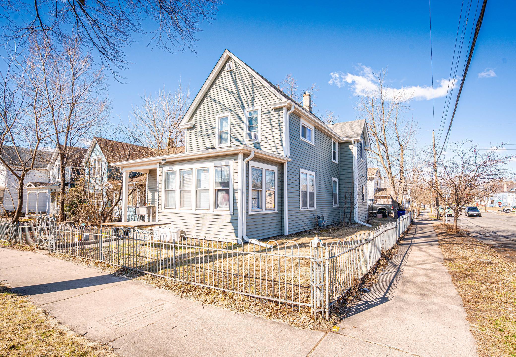 View of Residential Income at 597 Virginia Street, Saint Paul MN 55103, Saint Paul (4 of 28) - Mike Wilen | Minnesota Team Real Estate