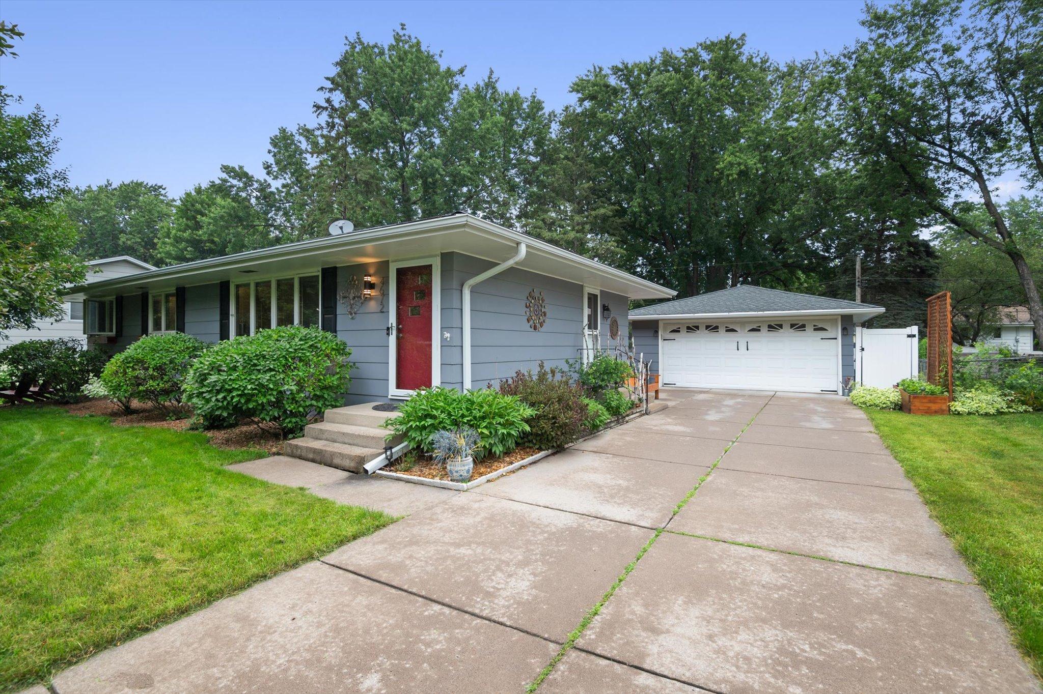 View of Residential at 4672 Gettysburg Avenue, New Hope MN 55428, New Hope - Mike Wilen | Minnesota Team Real Estate