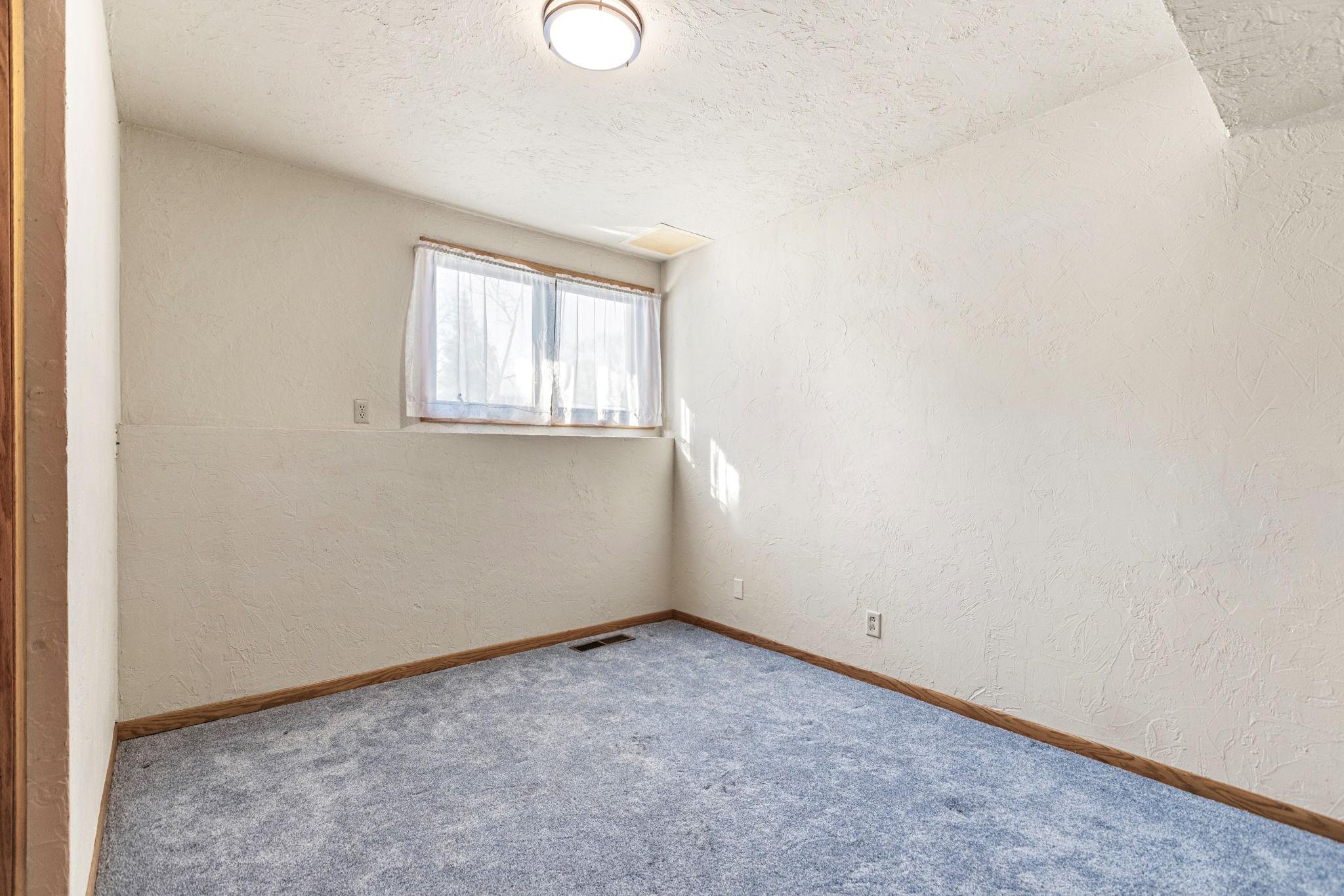 View of Residential at 3301 Edgemere Avenue, Saint Anthony MN 55418, Saint Anthony (26 of 34) - Mike Wilen | Minnesota Team Real Estate