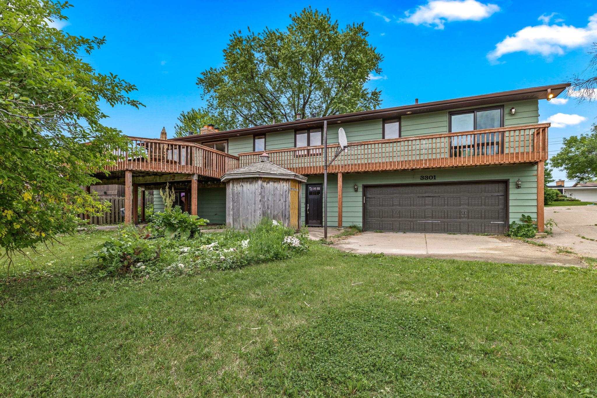 View of Residential at 3301 Edgemere Avenue, Saint Anthony MN 55418, Saint Anthony (30 of 34) - Mike Wilen | Minnesota Team Real Estate