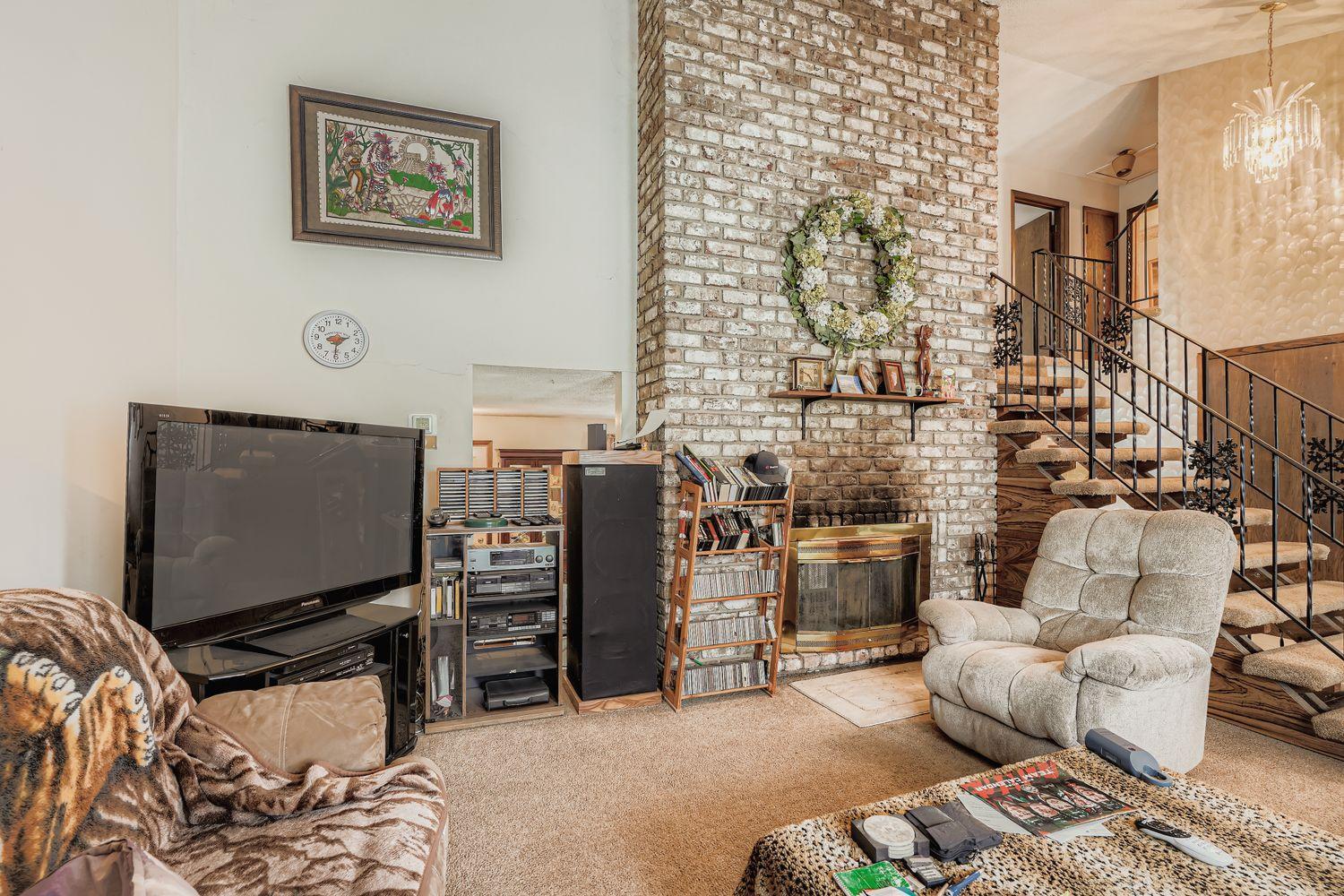 View of Residential Income at 1745 Duluth Street, Maplewood MN 55109, Maplewood (8 of 52) - Mike Wilen | Minnesota Team Real Estate