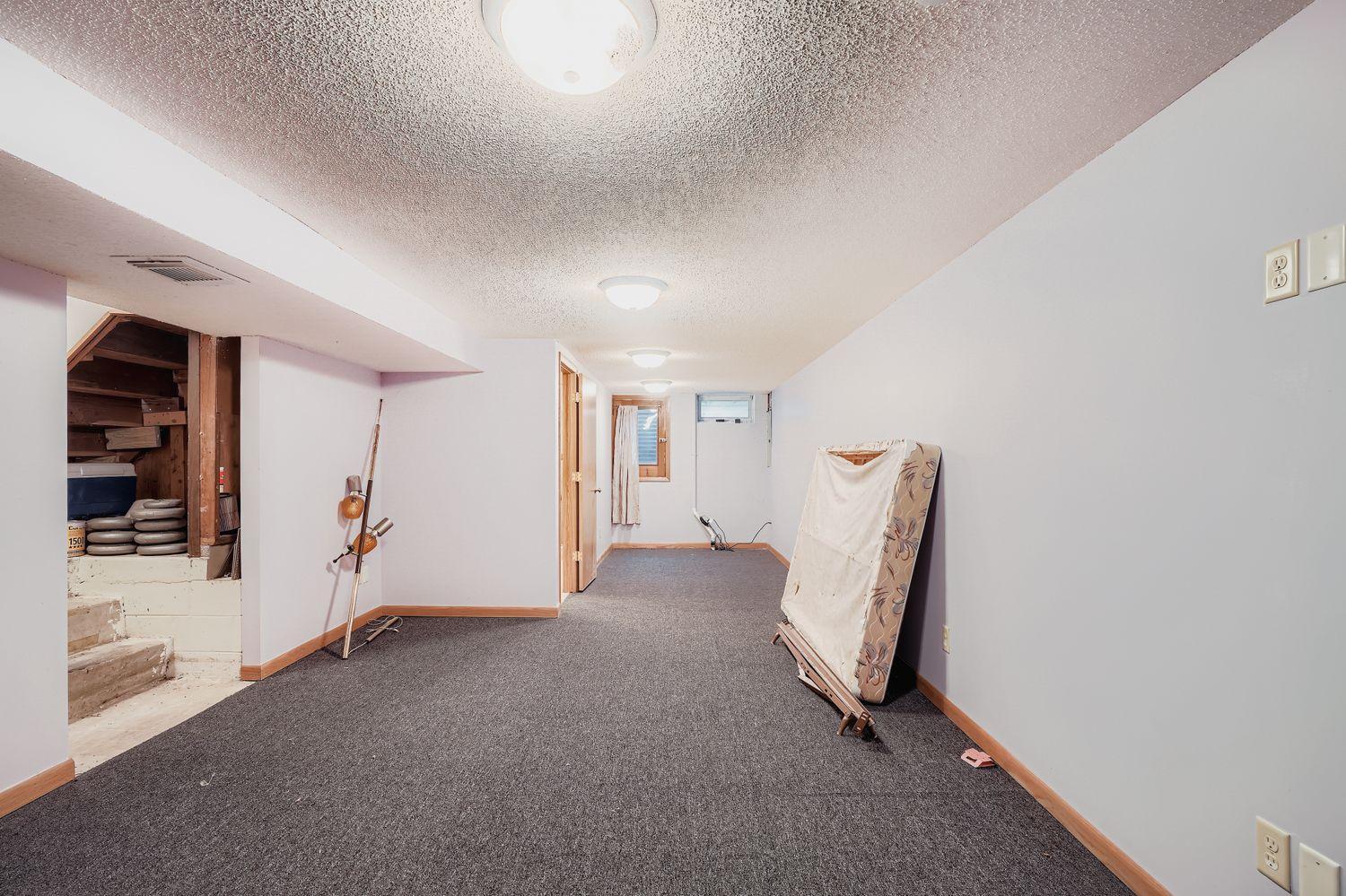 View of Residential Income at 1745 Duluth Street, Maplewood MN 55109, Maplewood (27 of 52) - Mike Wilen | Minnesota Team Real Estate