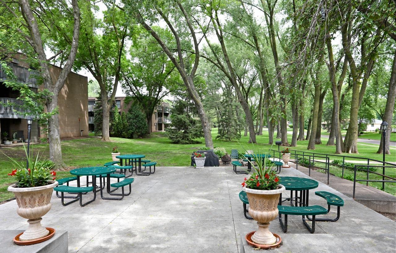 View of Residential at 2800 Hamline Avenue #112, Roseville MN 55113, Roseville (18 of 19) - Mike Wilen | Minnesota Team Real Estate