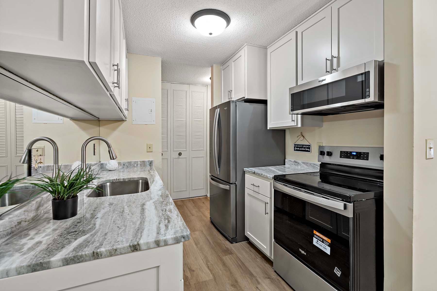 View of Residential at 2800 Hamline Avenue #112, Roseville MN 55113, Roseville - Mike Wilen | Minnesota Team Real Estate