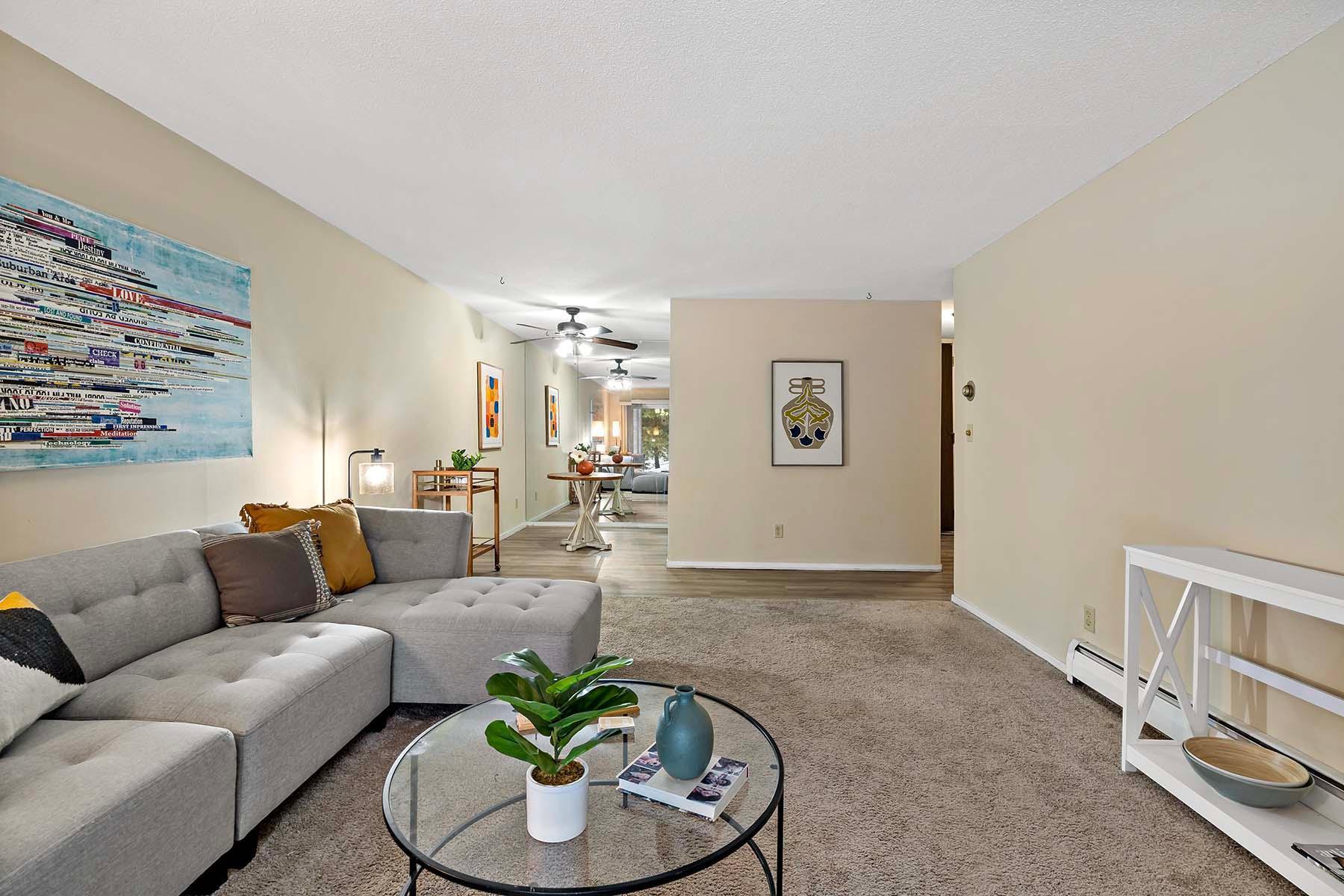View of Residential at 2800 Hamline Avenue #112, Roseville MN 55113, Roseville (8 of 19) - Mike Wilen | Minnesota Team Real Estate