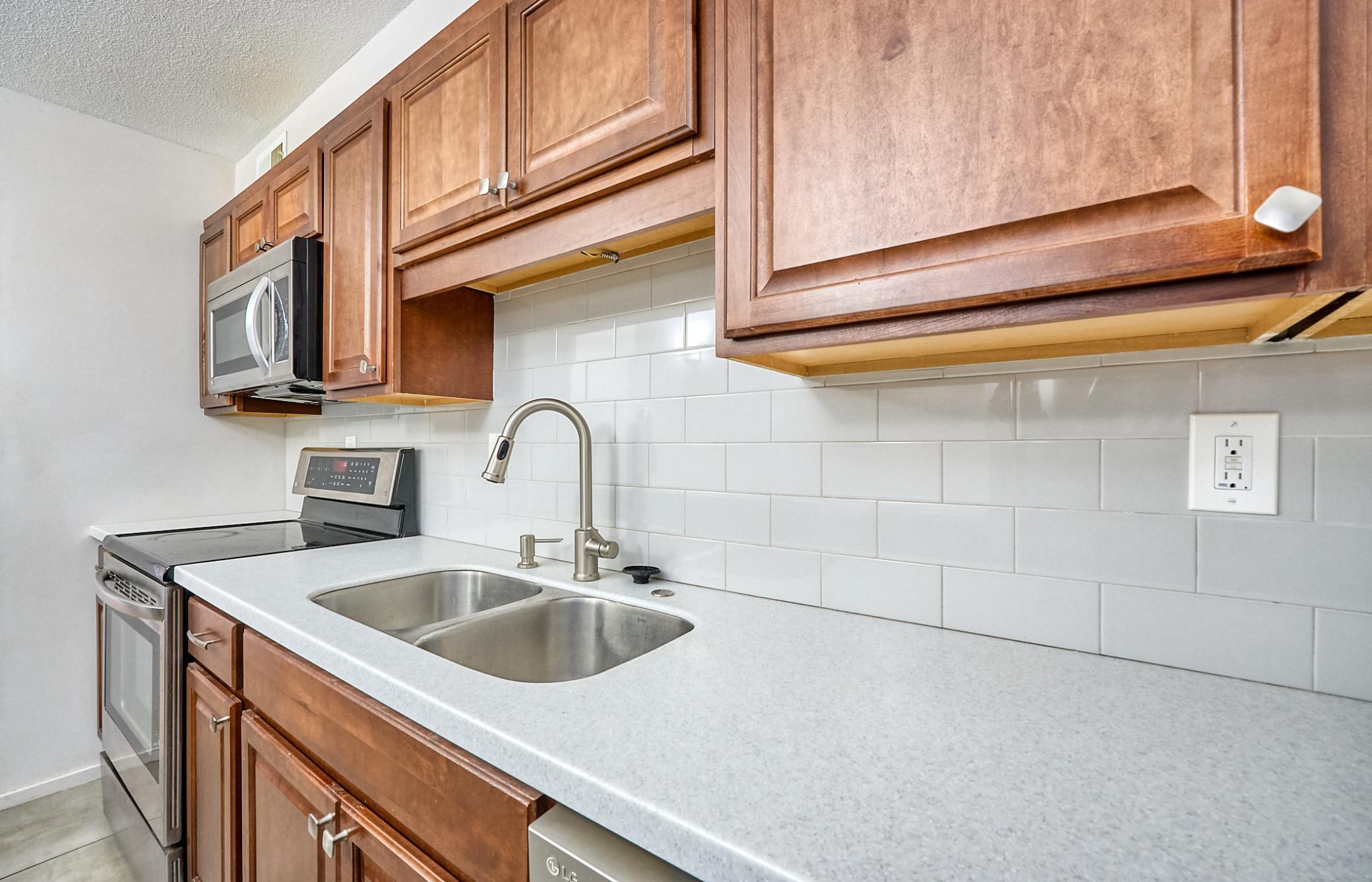 View of Residential at 6423 Colony Way #2G, Edina MN 55435, Edina (6 of 20) - Mike Wilen | Minnesota Team Real Estate