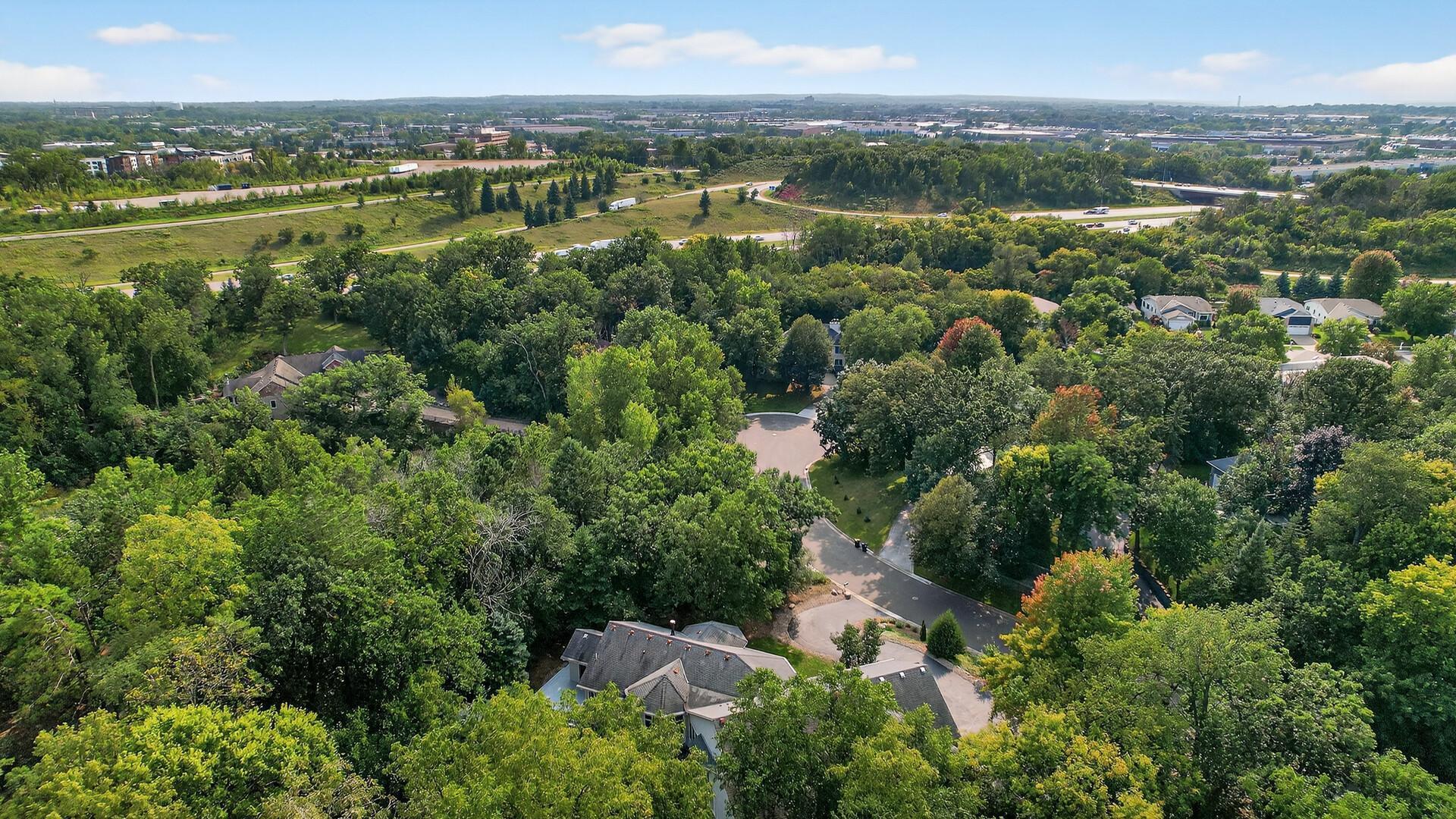View of Residential at 2520 Arbor Court, Mendota Heights MN 55120, Mendota Heights (51 of 57) - Mike Wilen | Minnesota Team Real Estate
