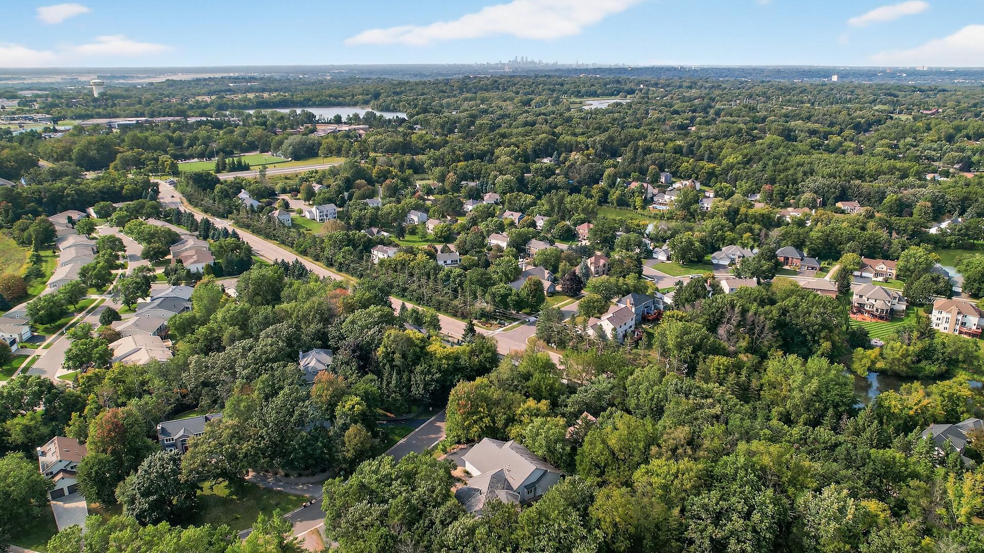 View of Residential at 2520 Arbor Court, Mendota Heights MN 55120, Mendota Heights (52 of 57) - Mike Wilen | Minnesota Team Real Estate