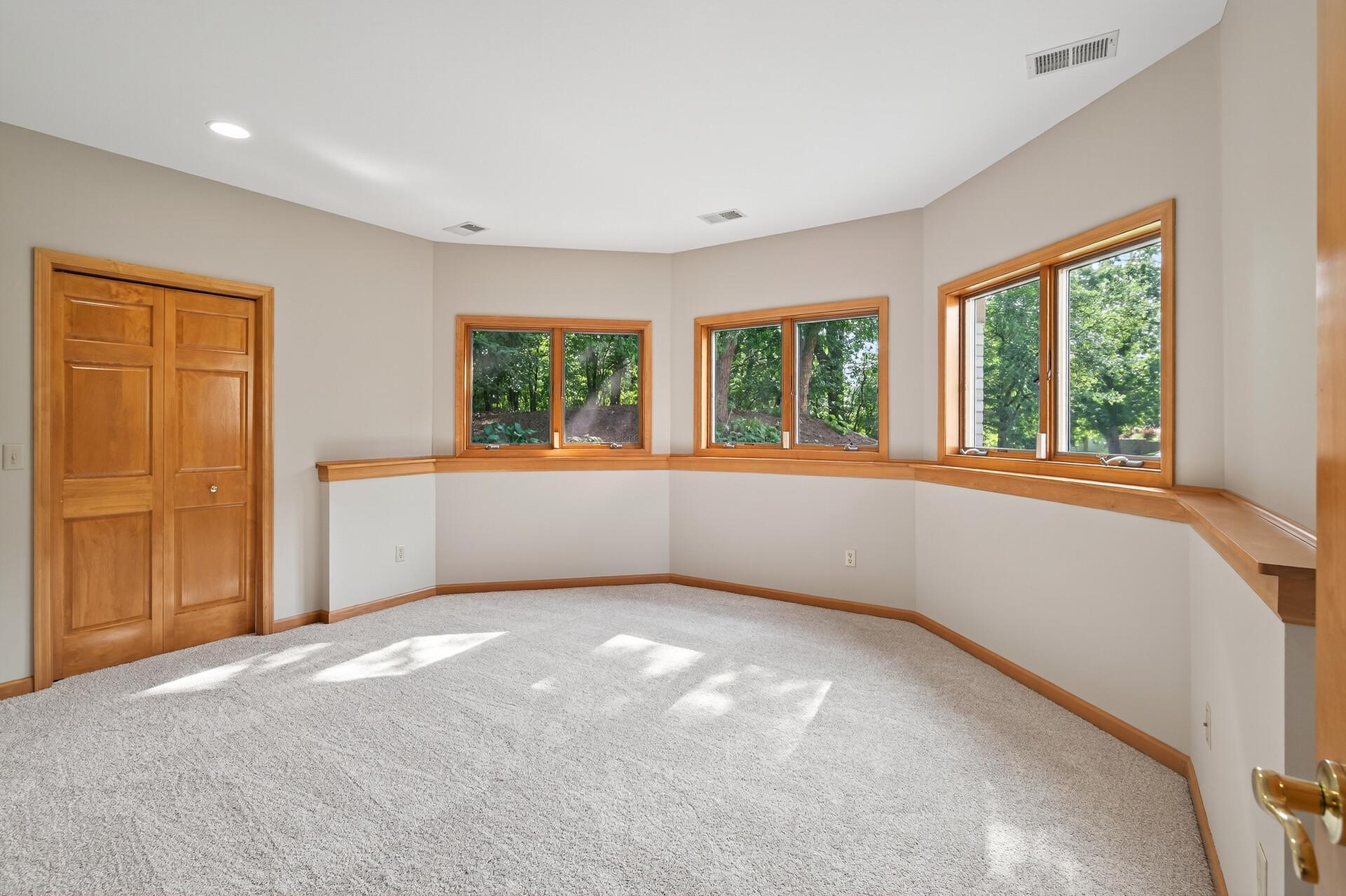 View of Residential at 2520 Arbor Court, Mendota Heights MN 55120, Mendota Heights (35 of 57) - Mike Wilen | Minnesota Team Real Estate
