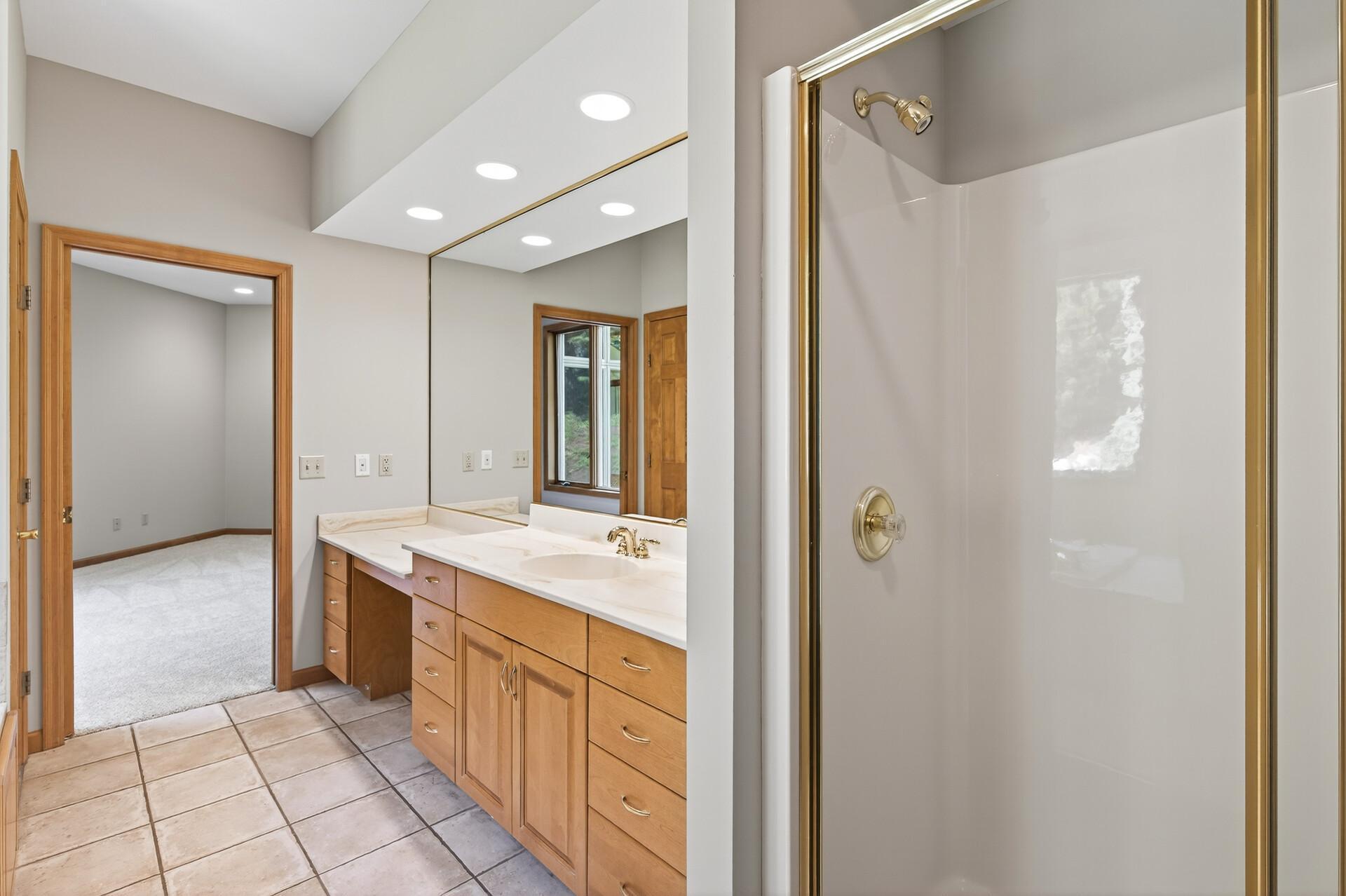 View of Residential at 2520 Arbor Court, Mendota Heights MN 55120, Mendota Heights (27 of 57) - Mike Wilen | Minnesota Team Real Estate