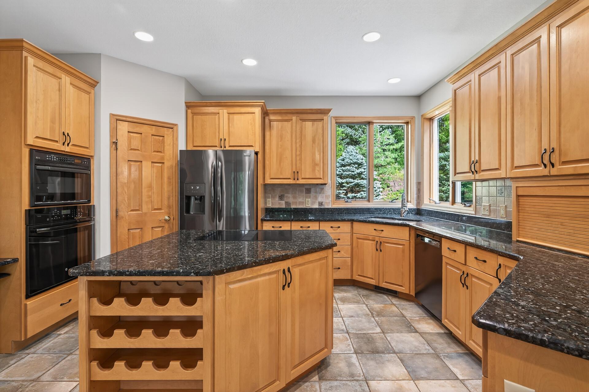 View of Residential at 2520 Arbor Court, Mendota Heights MN 55120, Mendota Heights (16 of 57) - Mike Wilen | Minnesota Team Real Estate