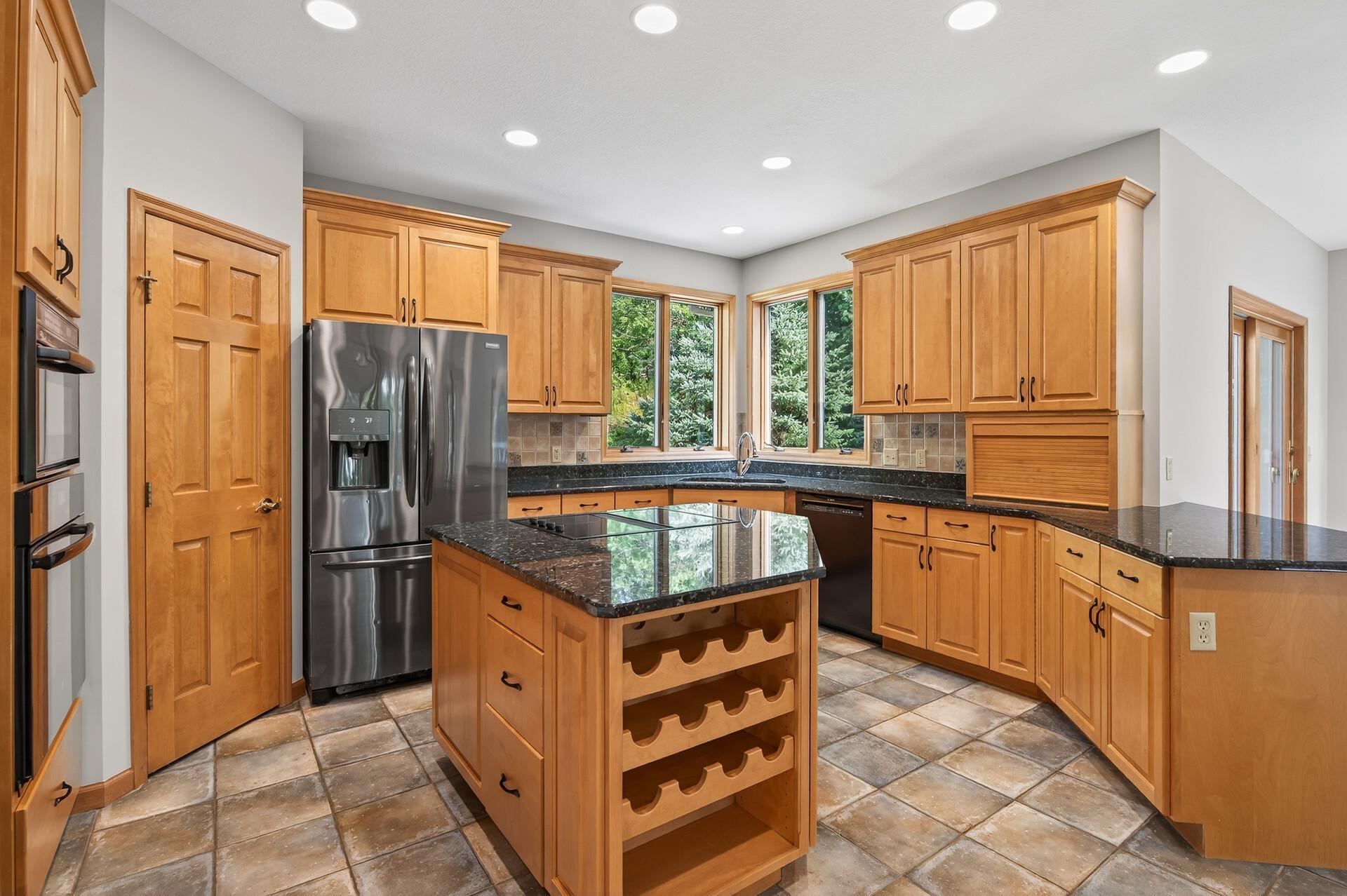 View of Residential at 2520 Arbor Court, Mendota Heights MN 55120, Mendota Heights (14 of 57) - Mike Wilen | Minnesota Team Real Estate