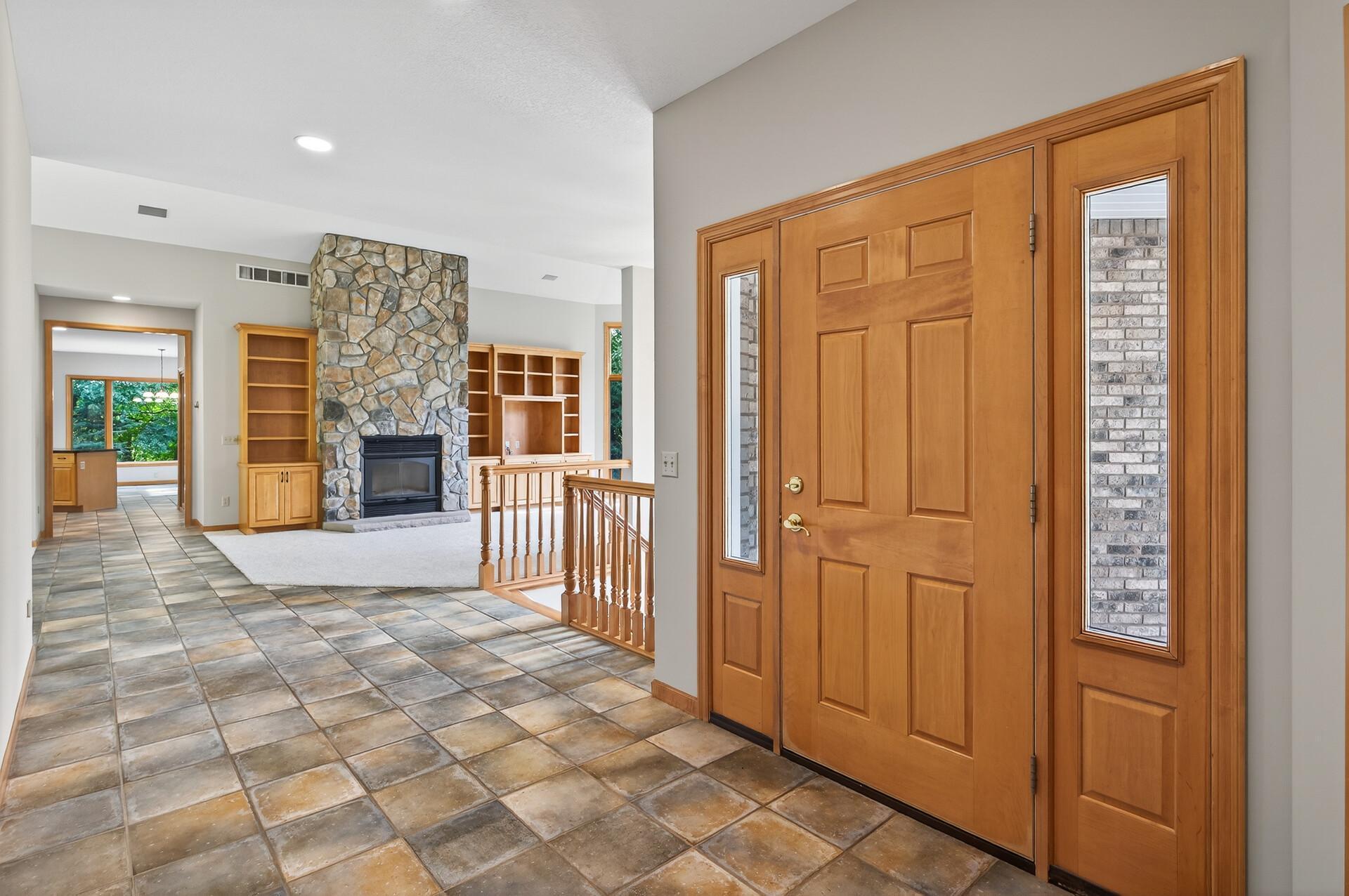 View of Residential at 2520 Arbor Court, Mendota Heights MN 55120, Mendota Heights (5 of 57) - Mike Wilen | Minnesota Team Real Estate
