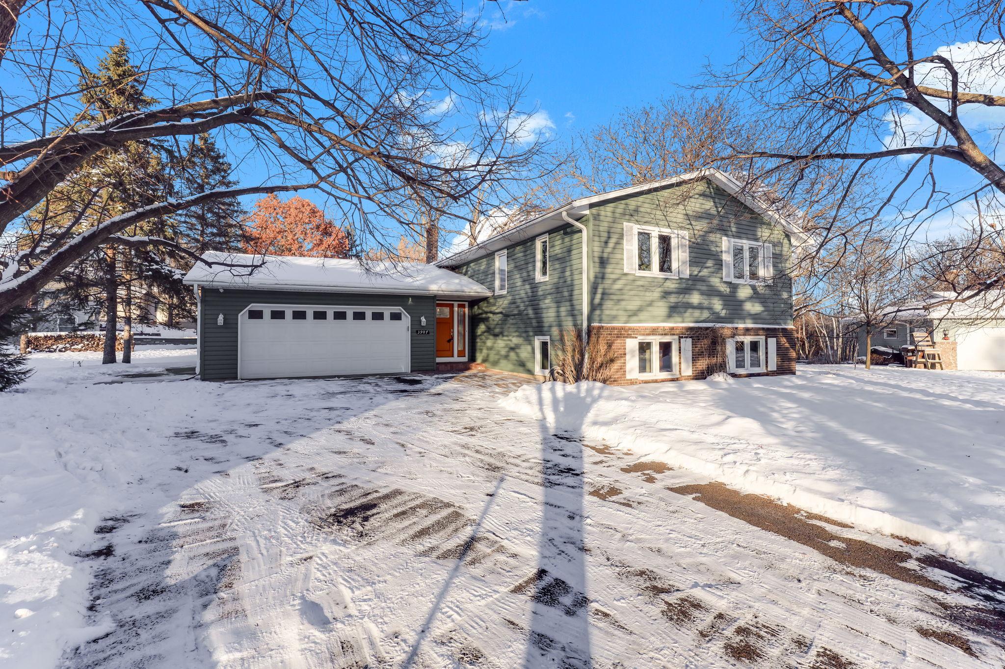 View of Residential at 3907 Gresham Circle, Oakdale MN 55128, Oakdale - Mike Wilen | Minnesota Team Real Estate