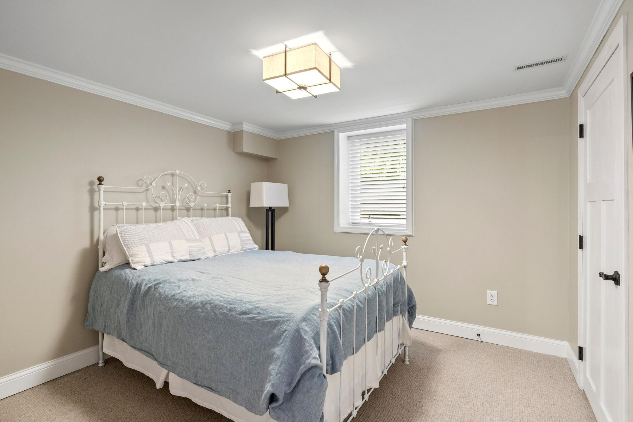 View of Residential at 4001 York Avenue, Minneapolis MN 55410, Minneapolis (37 of 42) - Mike Wilen | Minnesota Team Real Estate
