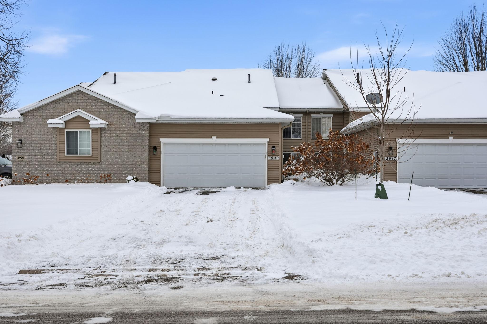 View of Residential at 3909 93rd Avenue, Brooklyn Park MN 55443, Brooklyn Park - Mike Wilen | Minnesota Team Real Estate