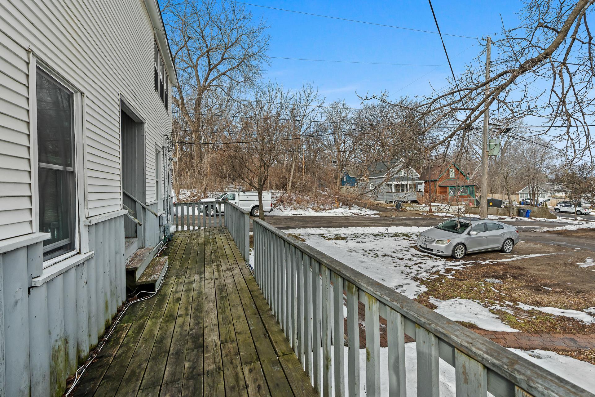 View of Residential Income at 485 Belvidere Street, Saint Paul MN 55107, Saint Paul (8 of 30) - Mike Wilen | Minnesota Team Real Estate