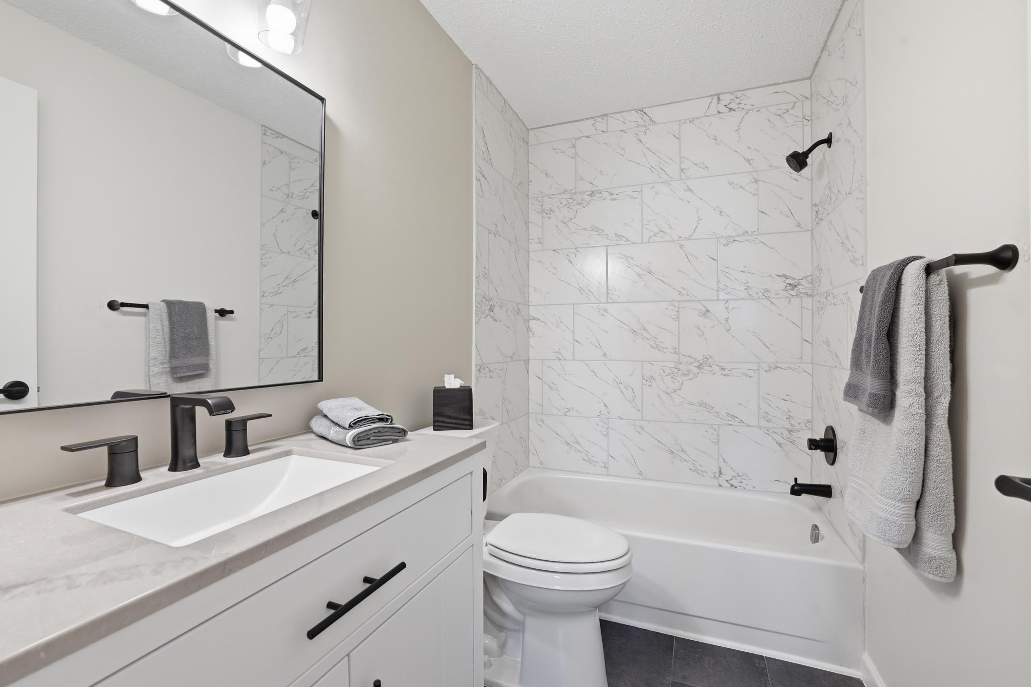 View of Residential at 14630 Garrett Avenue #611, Apple Valley MN 55124, Apple Valley (11 of 20) - Mike Wilen | Minnesota Team Real Estate