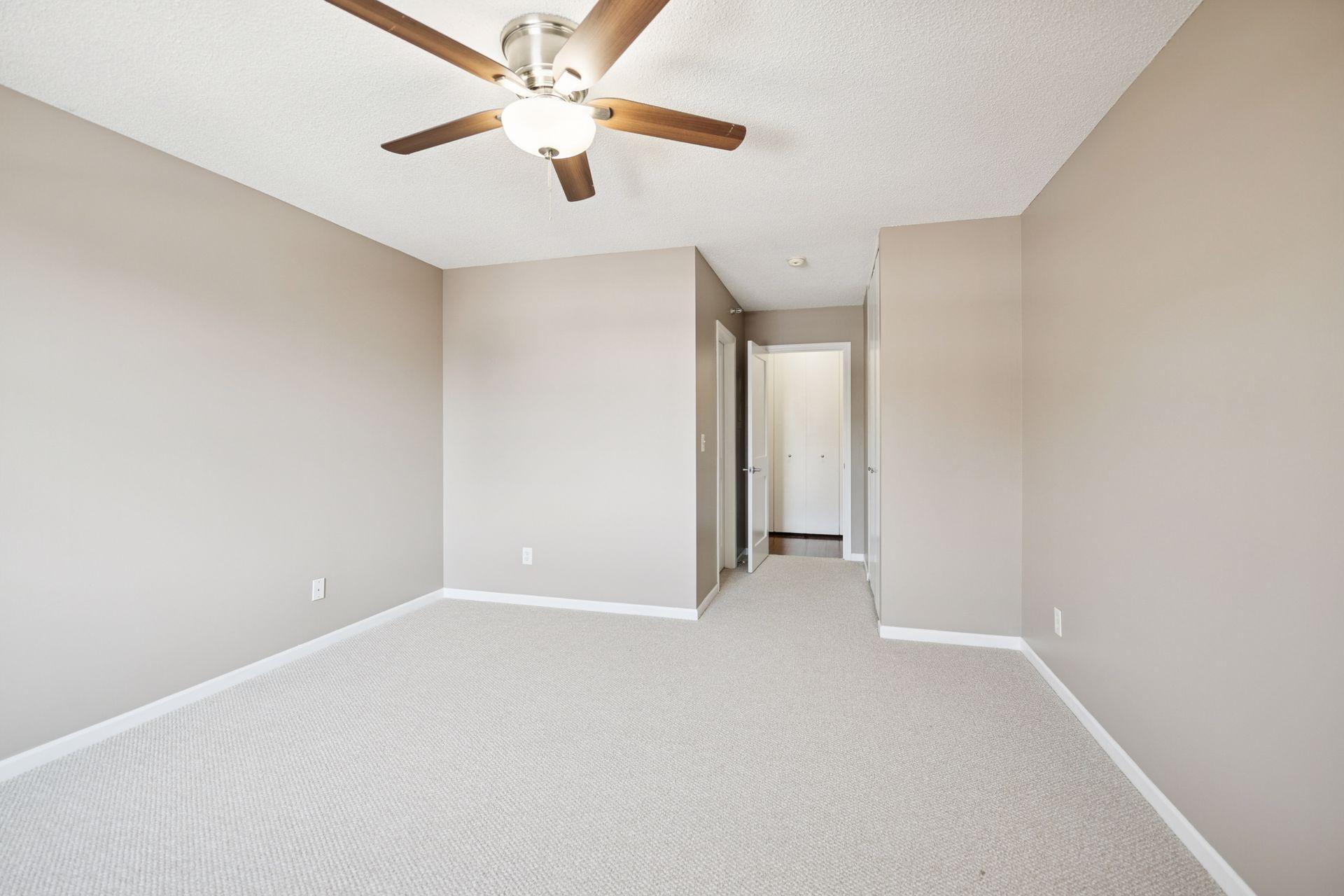 View of Residential at 401 1st Street #1306, Minneapolis MN 55401, Minneapolis (12 of 35) - Mike Wilen | Minnesota Team Real Estate