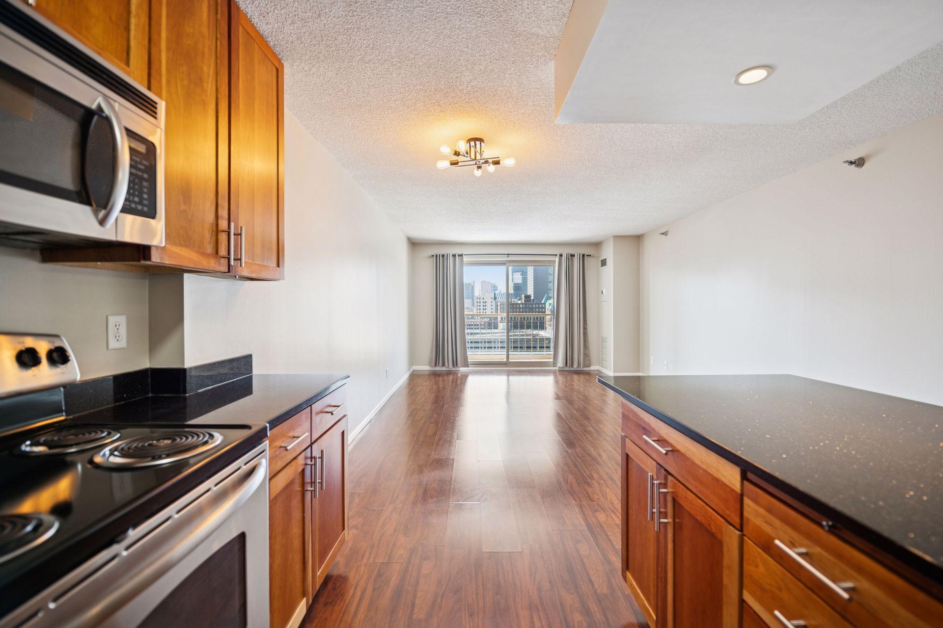 View of Residential at 401 1st Street #1306, Minneapolis MN 55401, Minneapolis (6 of 35) - Mike Wilen | Minnesota Team Real Estate