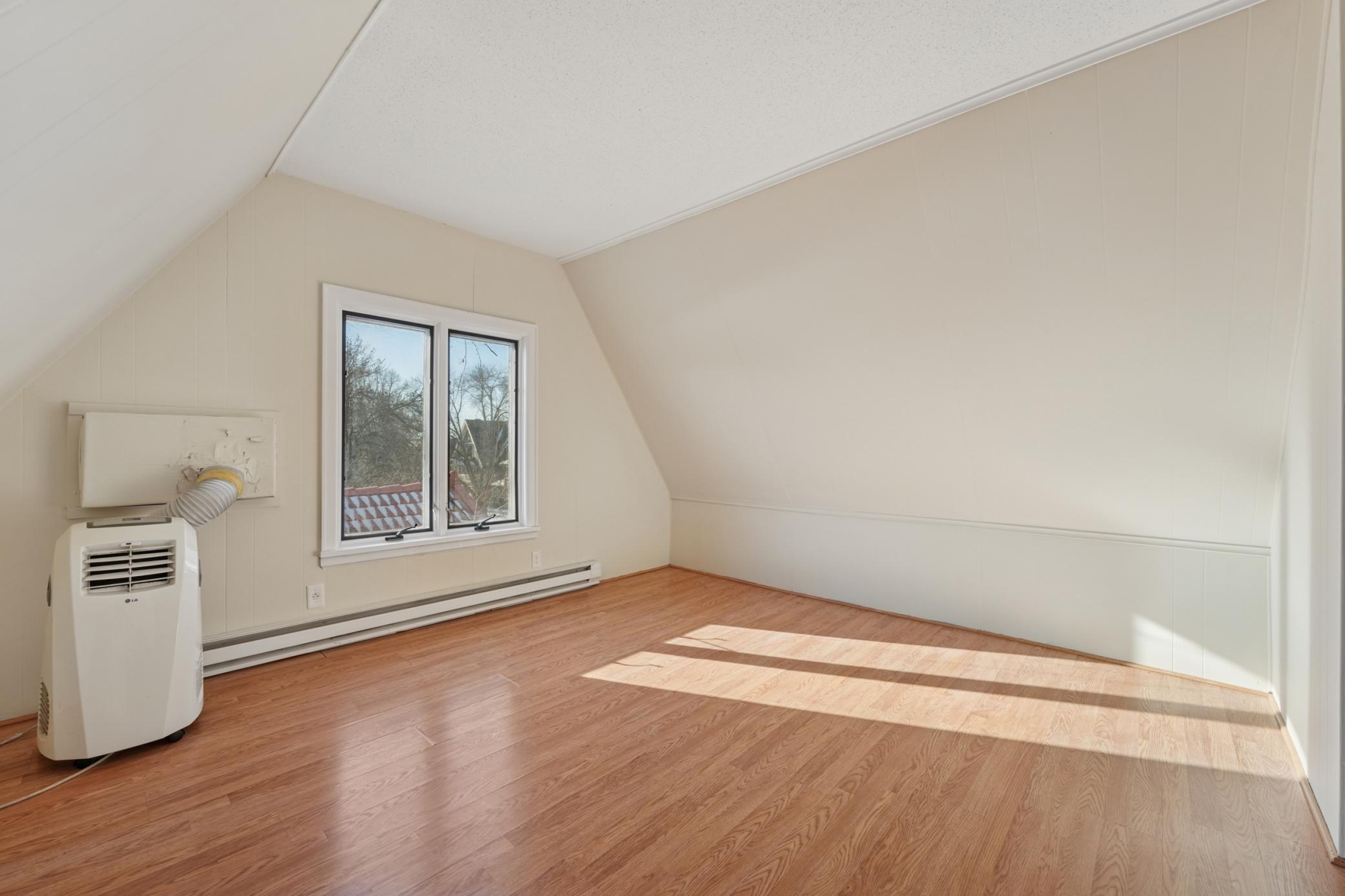 View of Residential at 1721 Humboldt Avenue, Minneapolis MN 55403, Minneapolis (31 of 44) - Mike Wilen | Minnesota Team Real Estate