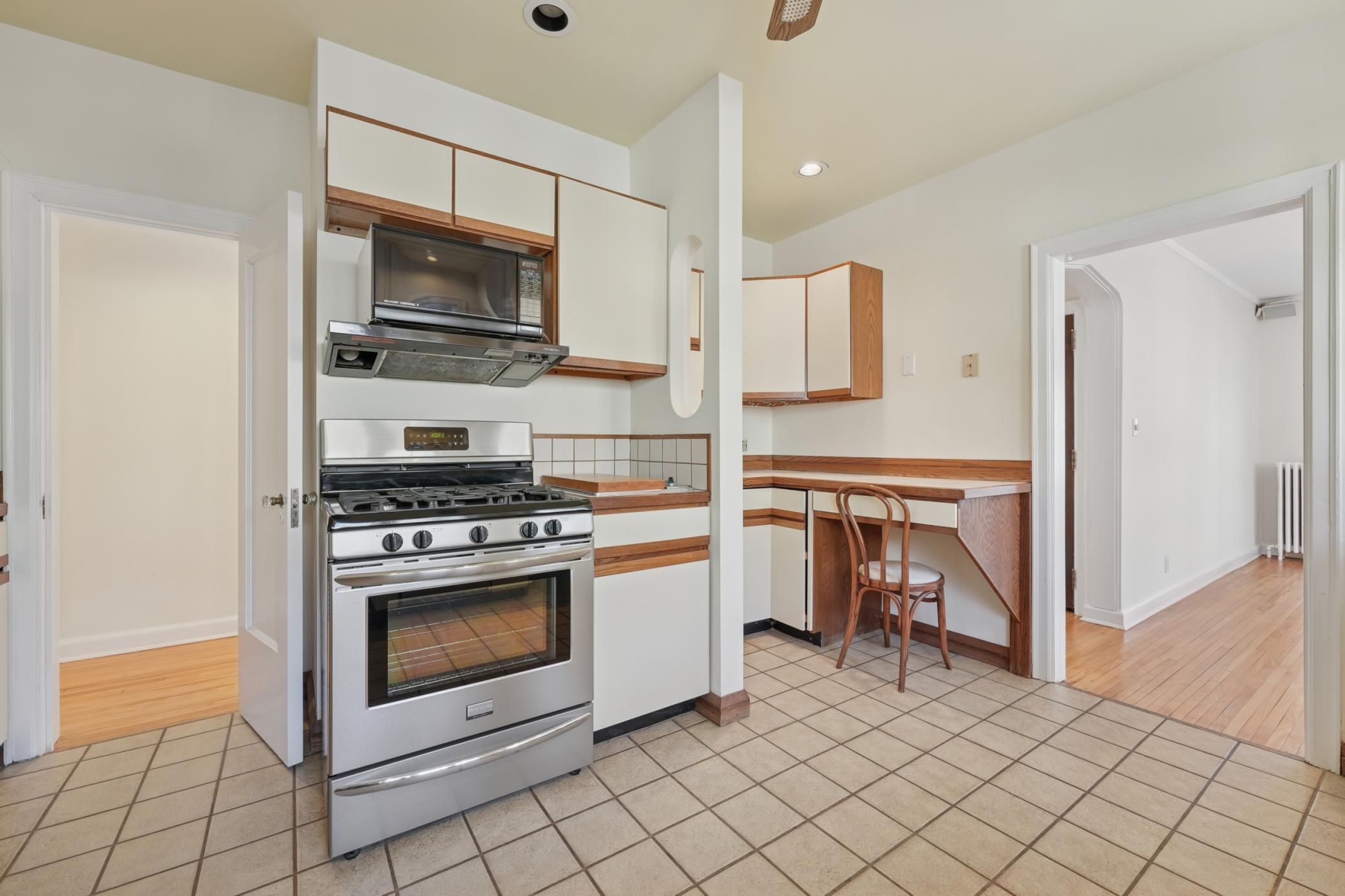 View of Residential at 1721 Humboldt Avenue, Minneapolis MN 55403, Minneapolis (5 of 44) - Mike Wilen | Minnesota Team Real Estate
