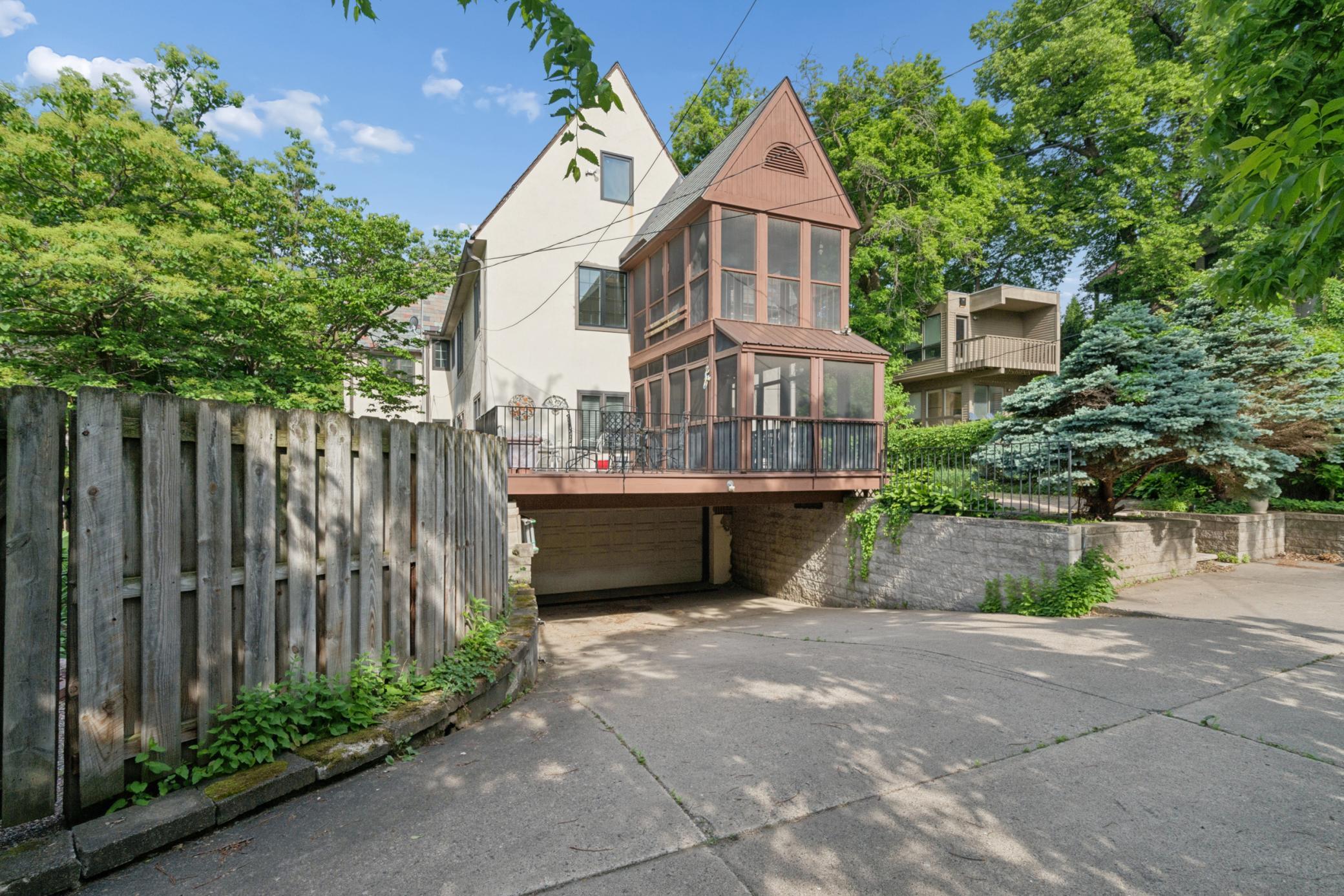 View of Residential at 1721 Humboldt Avenue, Minneapolis MN 55403, Minneapolis (43 of 44) - Mike Wilen | Minnesota Team Real Estate