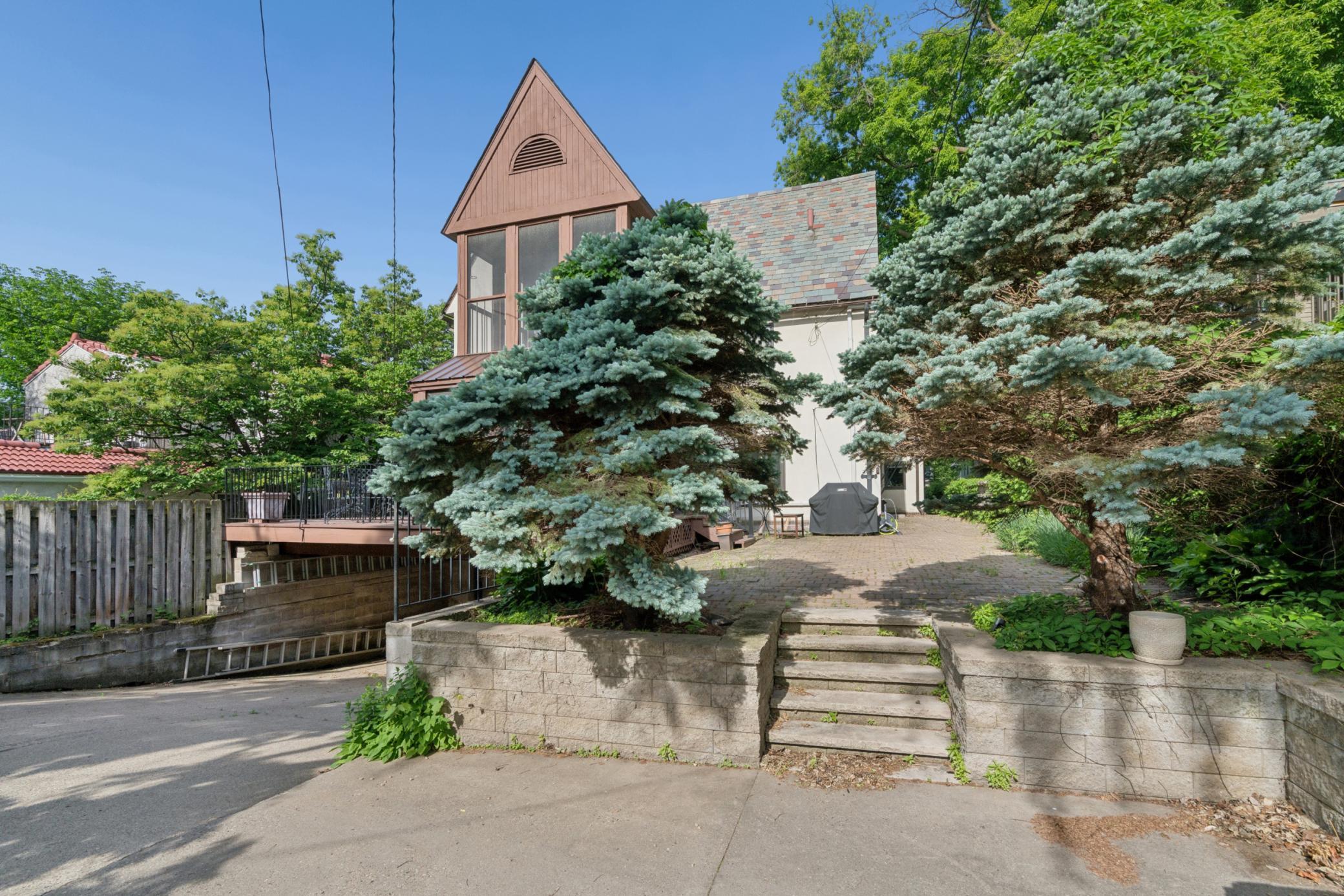 View of Residential at 1721 Humboldt Avenue, Minneapolis MN 55403, Minneapolis (42 of 44) - Mike Wilen | Minnesota Team Real Estate
