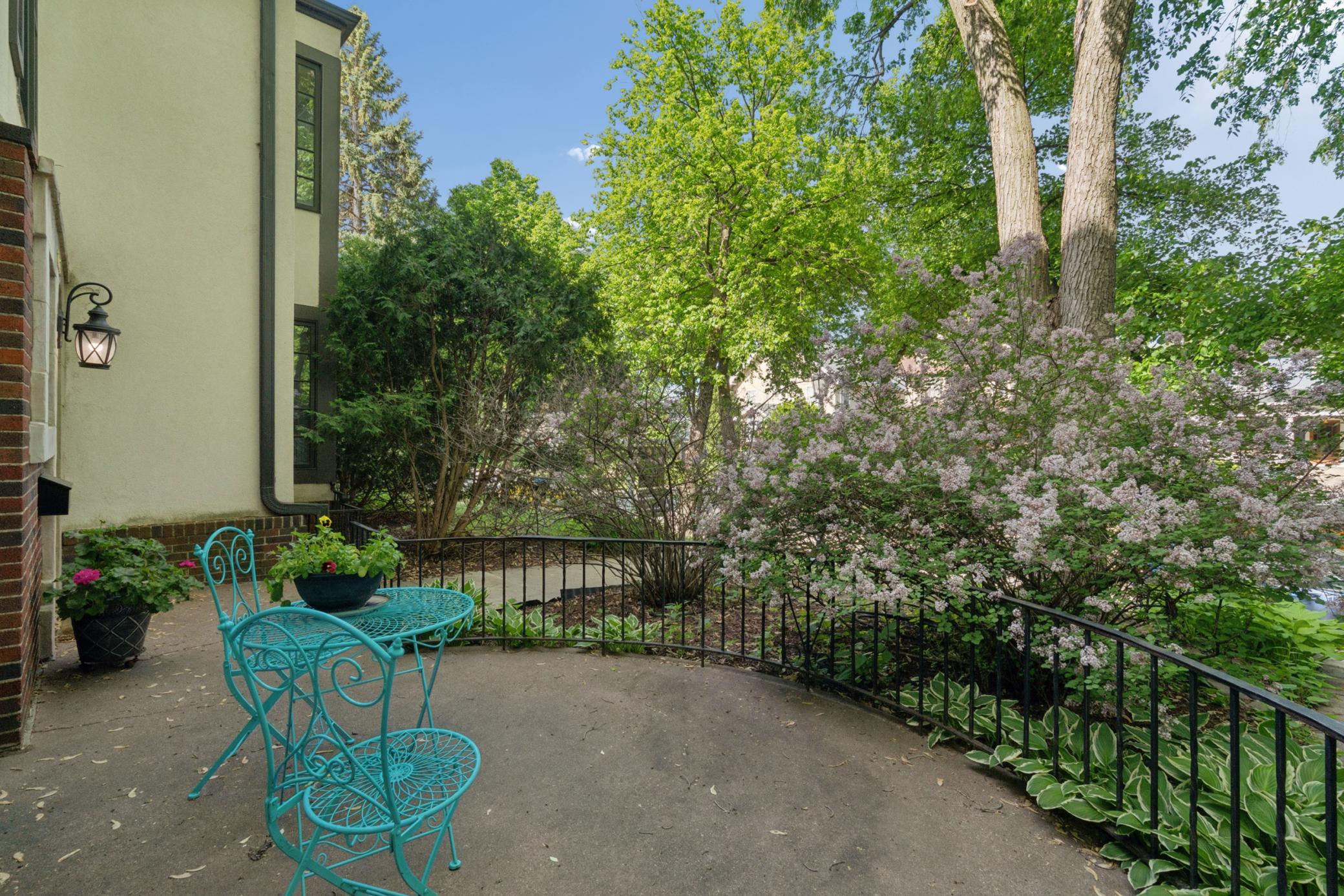 View of Residential at 1721 Humboldt Avenue, Minneapolis MN 55403, Minneapolis (40 of 44) - Mike Wilen | Minnesota Team Real Estate