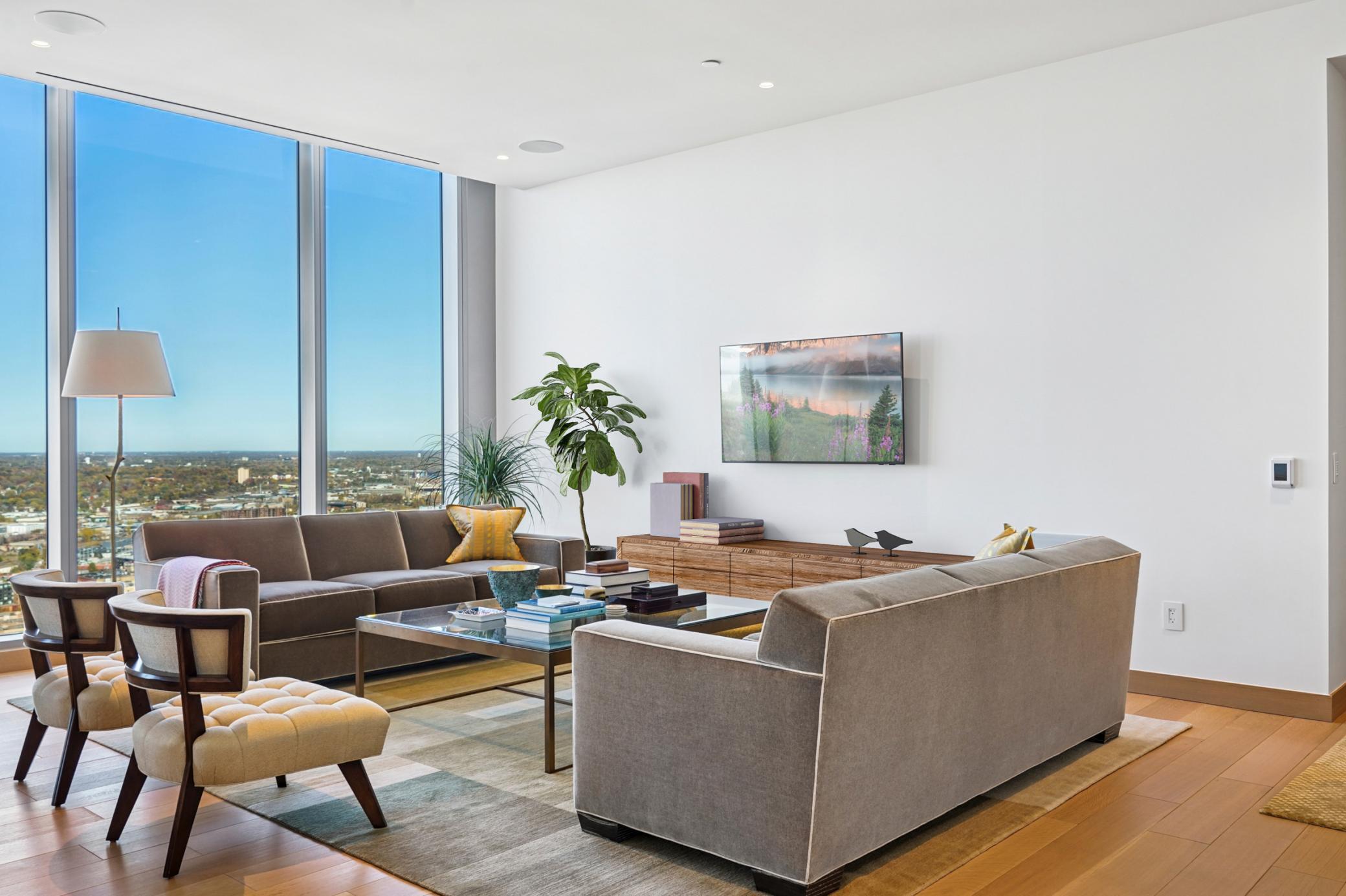 View of Residential at 255 Hennepin Ave #3305, Minneapolis MN 55401, Minneapolis (17 of 63) - Mike Wilen | Minnesota Team Real Estate