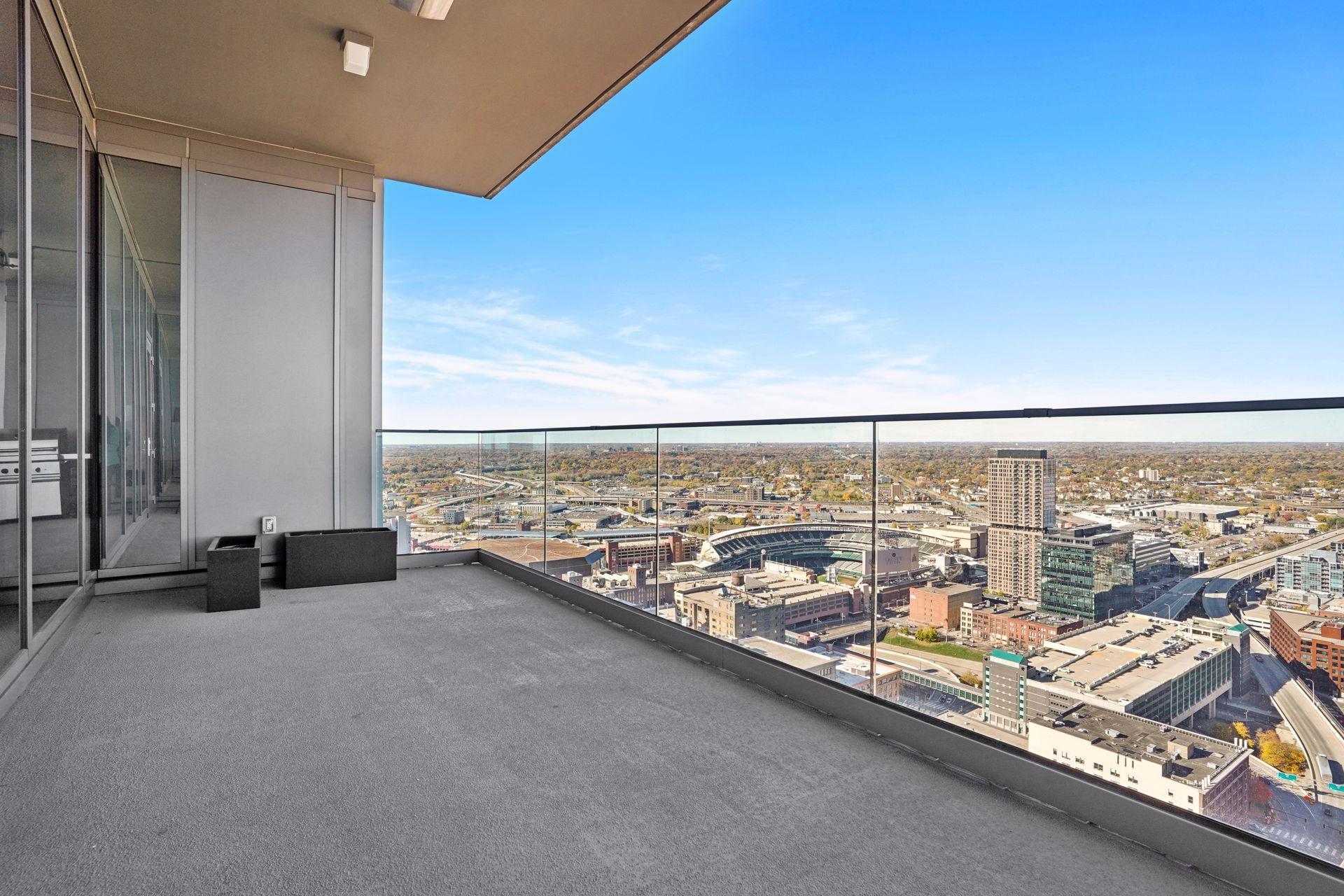 View of Residential at 255 Hennepin Ave #3305, Minneapolis MN 55401, Minneapolis (33 of 63) - Mike Wilen | Minnesota Team Real Estate
