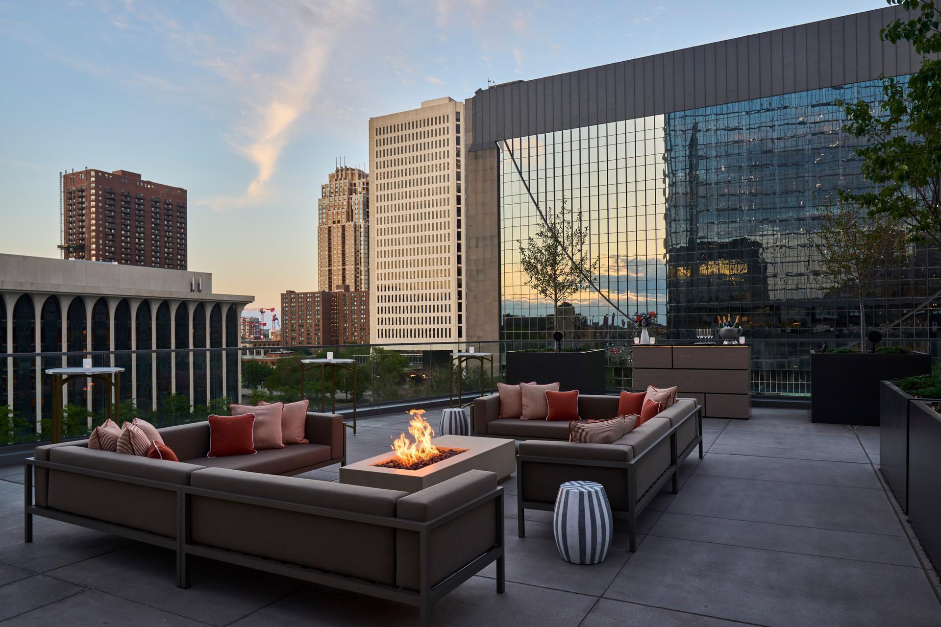View of Residential at 255 Hennepin Ave #3305, Minneapolis MN 55401, Minneapolis (54 of 63) - Mike Wilen | Minnesota Team Real Estate