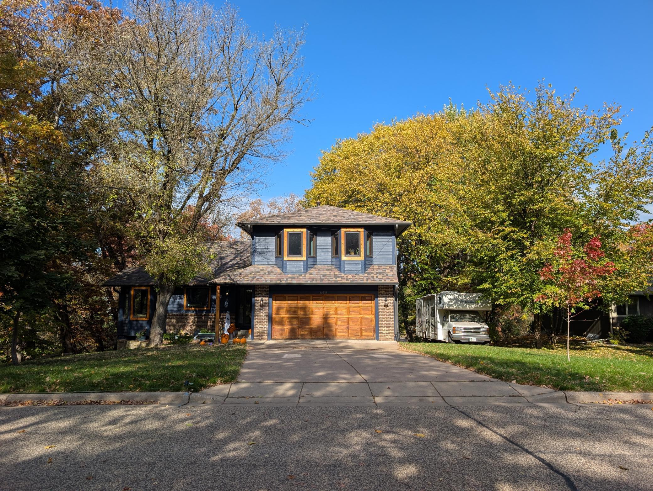View of Residential at 6418 25th Street, Oakdale MN 55128, Oakdale - Mike Wilen | Minnesota Team Real Estate