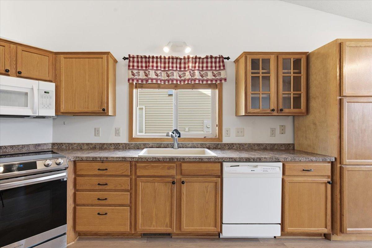 View of Residential at 3014 127th Avenue, Coon Rapids MN 55448, Coon Rapids (7 of 23) - Mike Wilen | Minnesota Team Real Estate