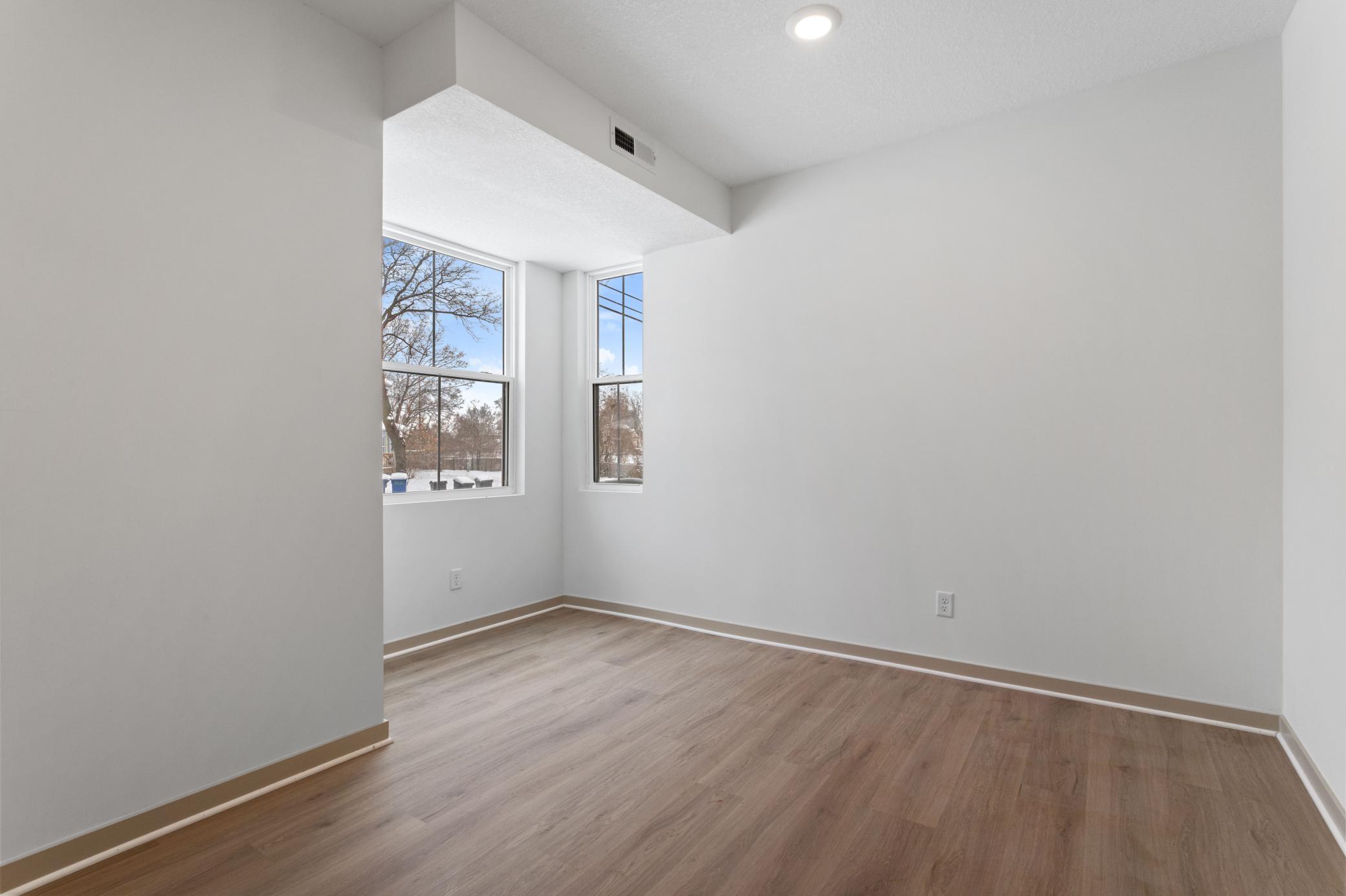 View of Commercial Sale at 814 6th Street, Minneapolis MN 55414, Minneapolis (45 of 50) - Mike Wilen | Minnesota Team Real Estate