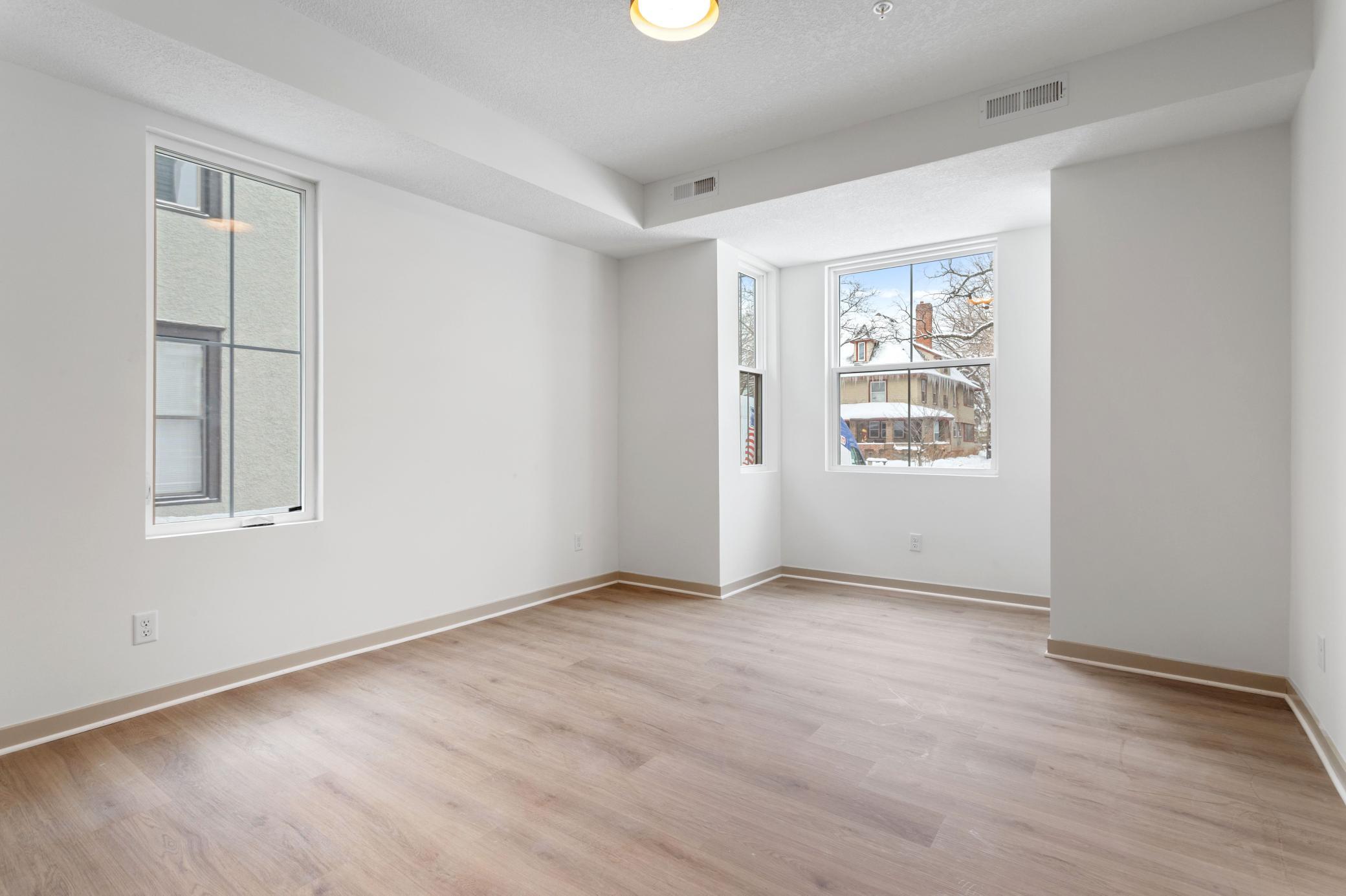 View of Commercial Sale at 814 6th Street, Minneapolis MN 55414, Minneapolis (37 of 50) - Mike Wilen | Minnesota Team Real Estate