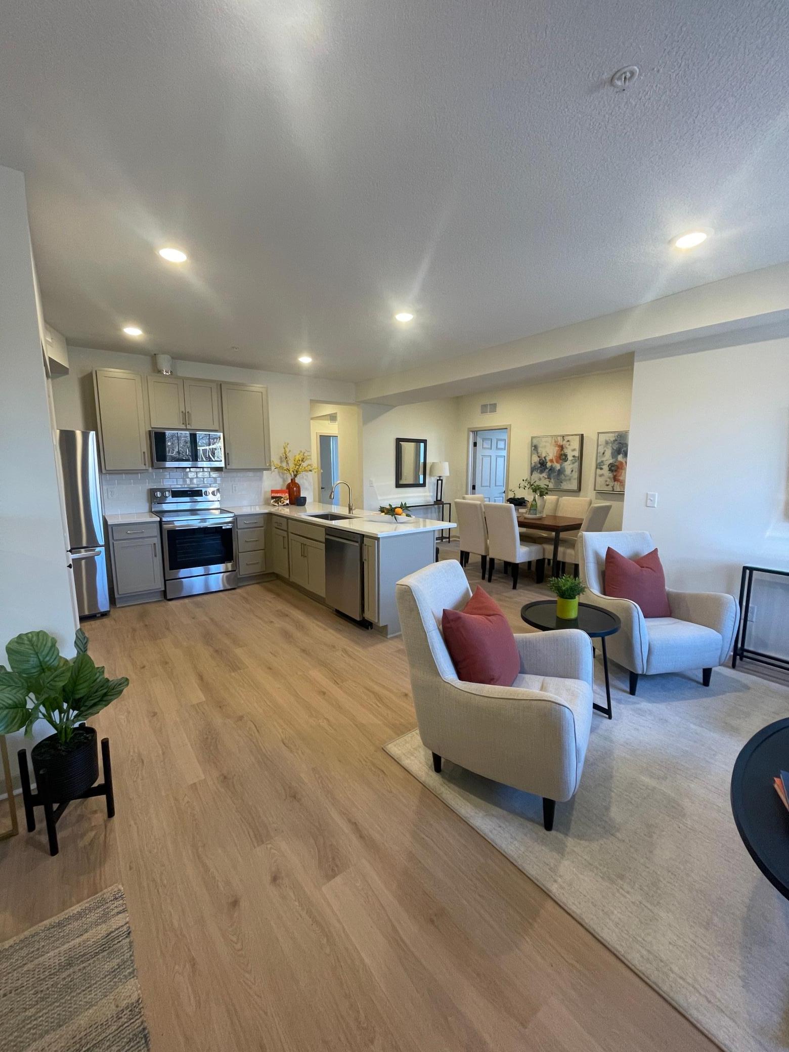 View of Commercial Sale at 814 6th Street, Minneapolis MN 55414, Minneapolis (35 of 50) - Mike Wilen | Minnesota Team Real Estate