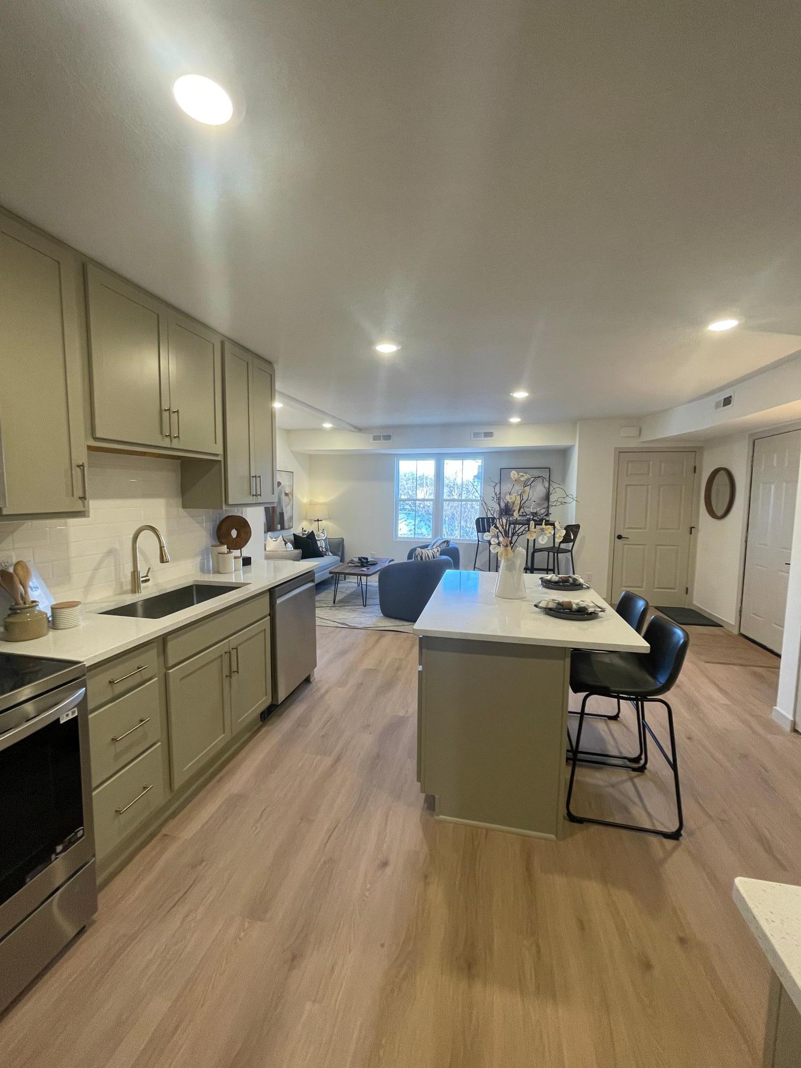 View of Commercial Sale at 814 6th Street, Minneapolis MN 55414, Minneapolis (11 of 50) - Mike Wilen | Minnesota Team Real Estate