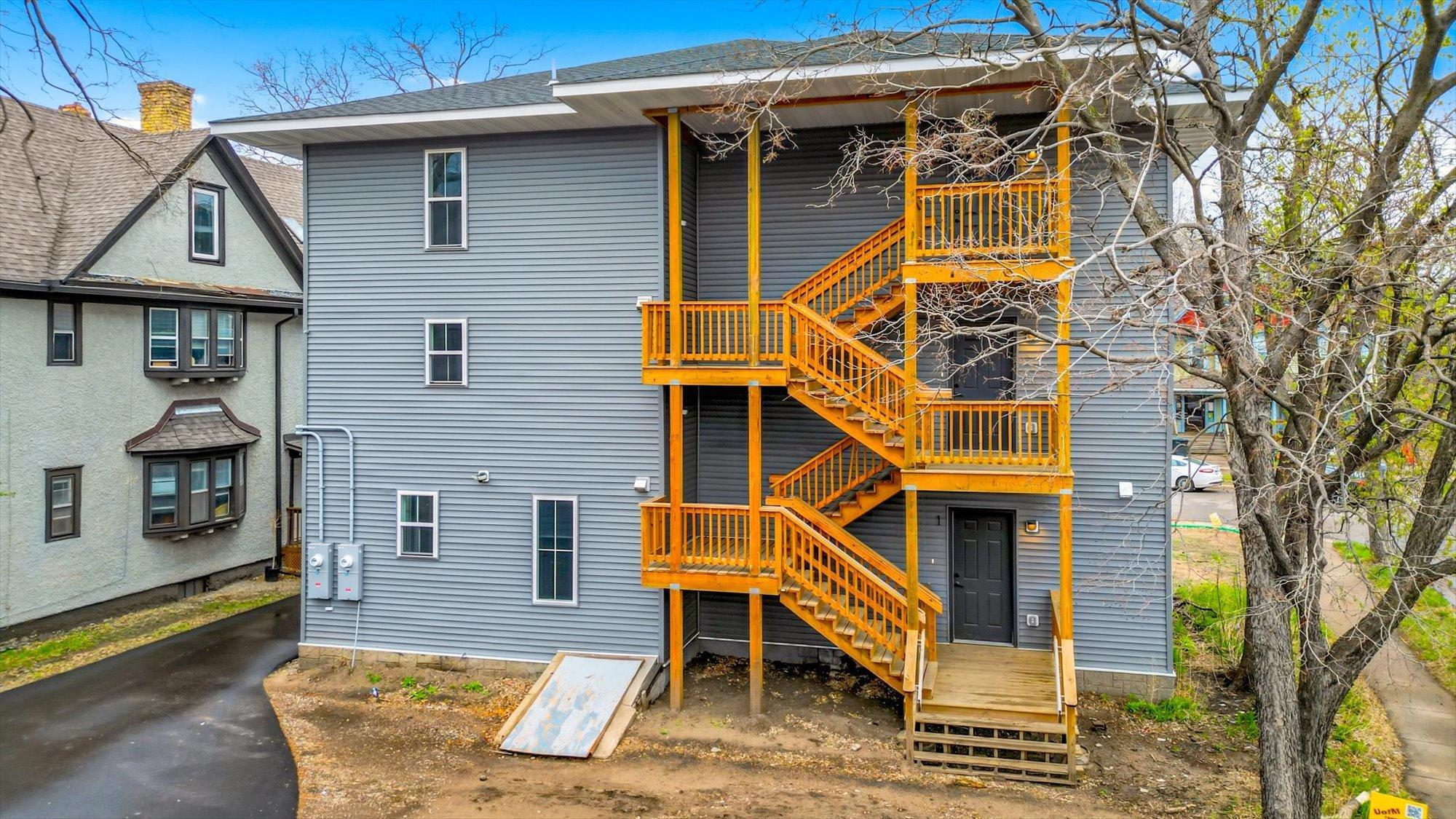 View of Commercial Sale at 814 6th Street, Minneapolis MN 55414, Minneapolis (2 of 50) - Mike Wilen | Minnesota Team Real Estate