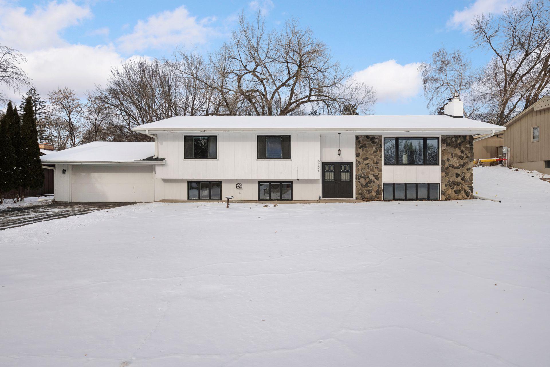View of Residential at 6704 Sioux Trail, Edina MN 55439, Edina - Mike Wilen | Minnesota Team Real Estate
