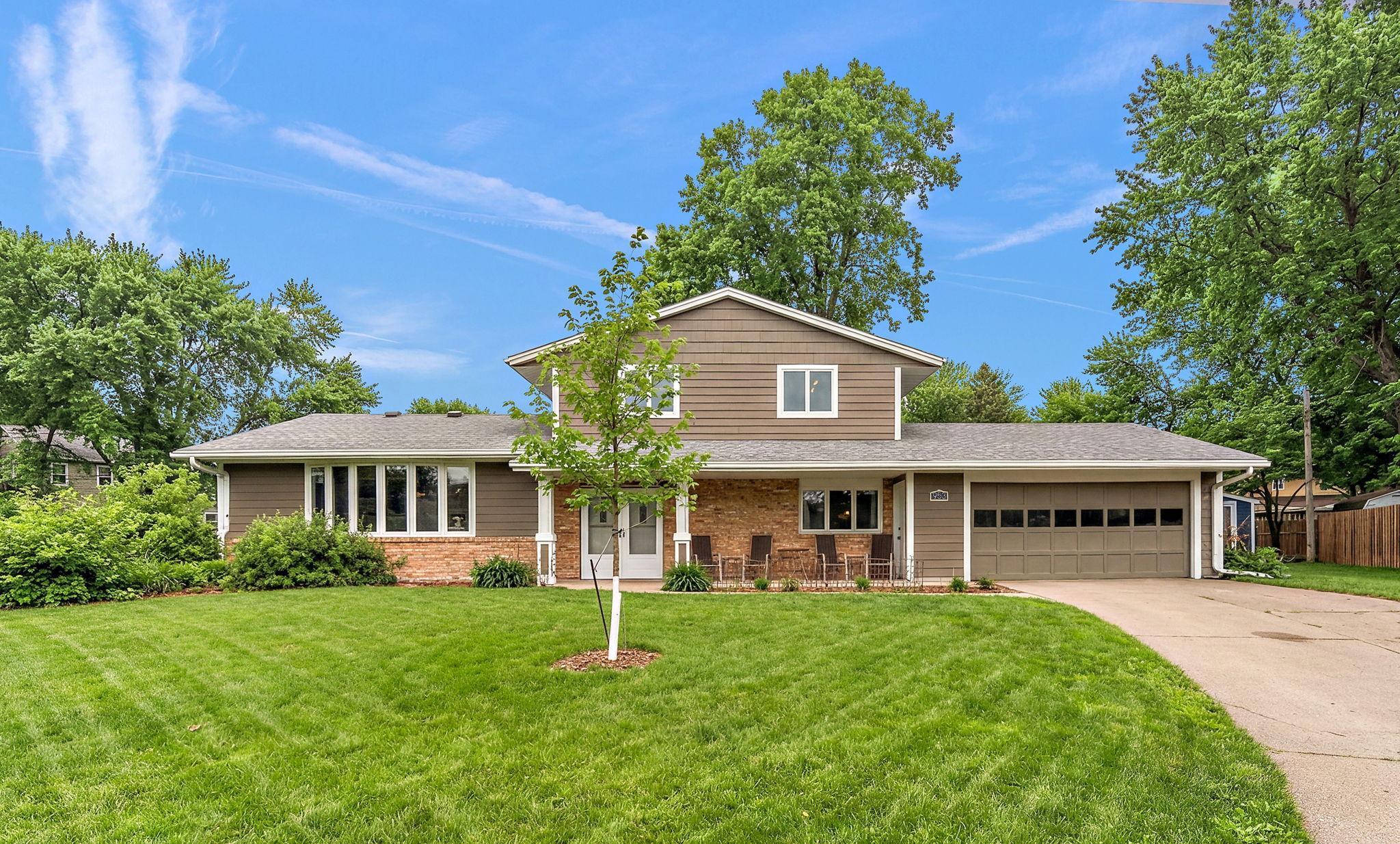 View of Residential at 953 Lydia Avenue, Roseville MN 55113, Roseville - Mike Wilen | Minnesota Team Real Estate